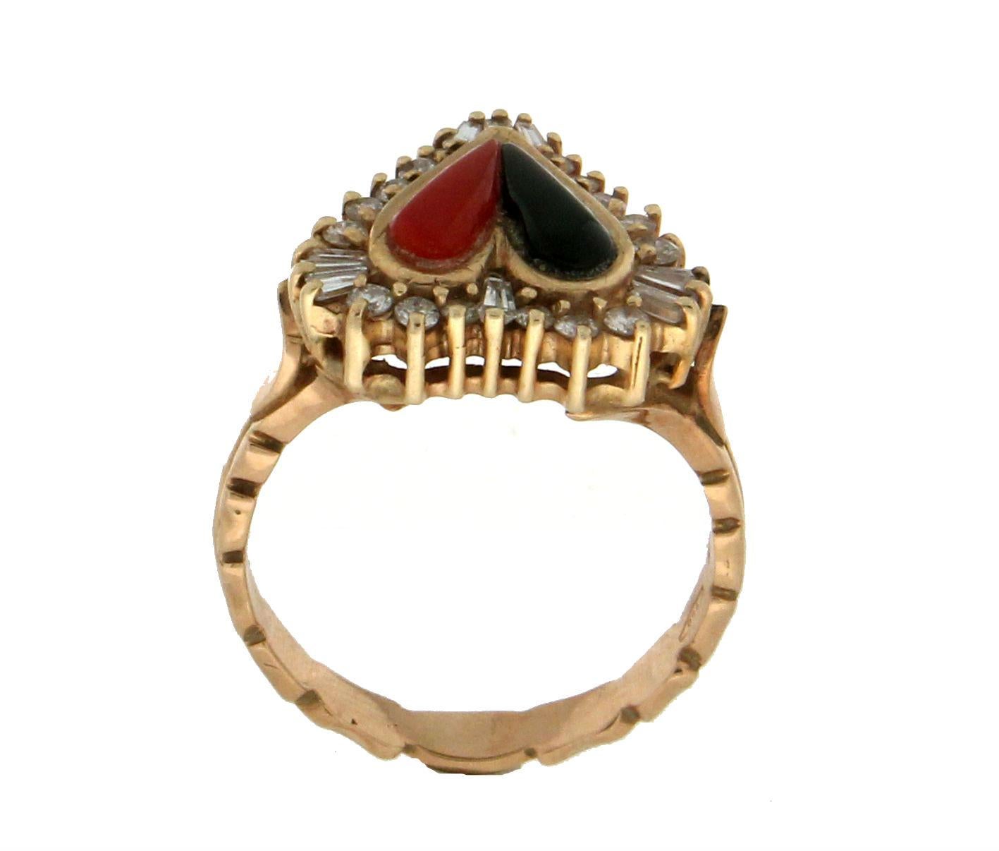 Mixed Cut Handcraft Heart Coral Onyx 18 Karat Yellow Gold Diamonds Cocktail Ring For Sale