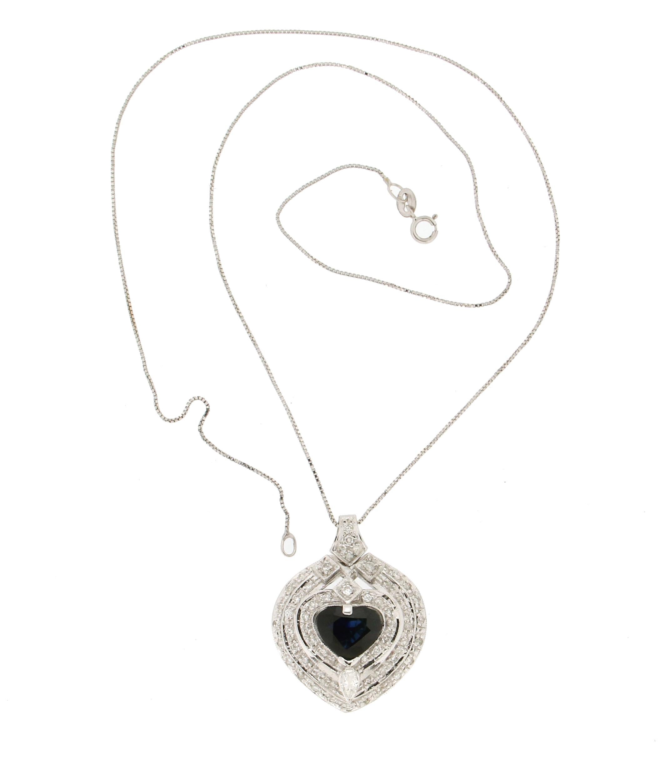 Artisan Handcraft Heart Sapphire 18 Karat White Gold Pendant Necklace For Sale