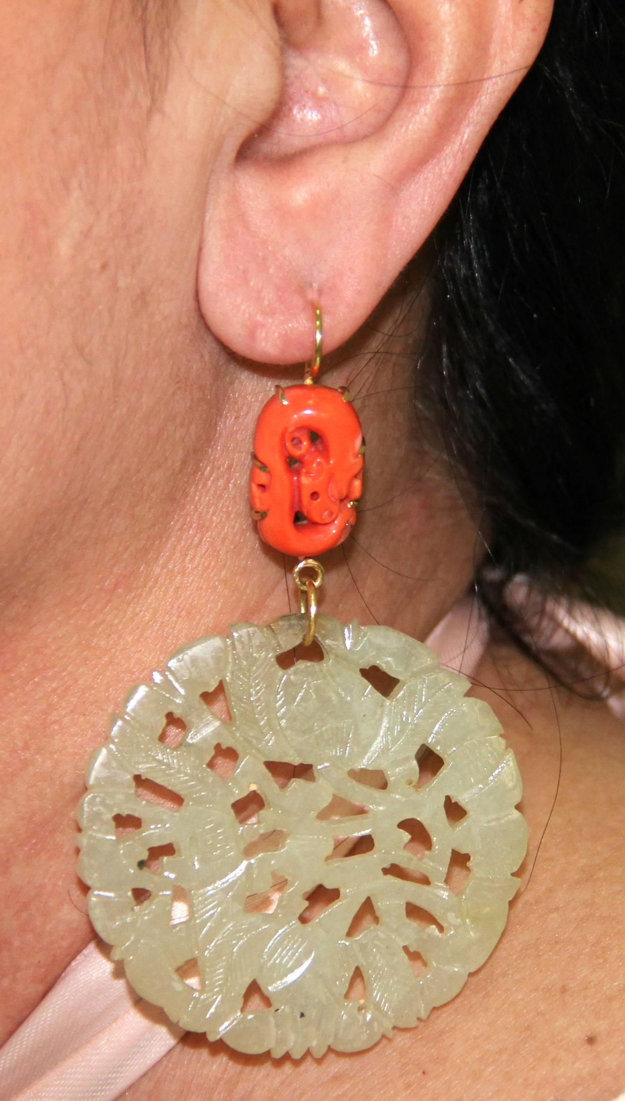 Artisan Handcraft Jade 18 Karat Yellow Gold Coral Drop Earrings For Sale