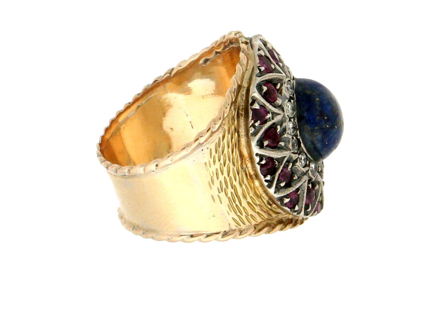 Artisan Handcraft Lapis Lazuli 14 Karat Yellow Gold Diamonds Ruby Cocktail Ring For Sale
