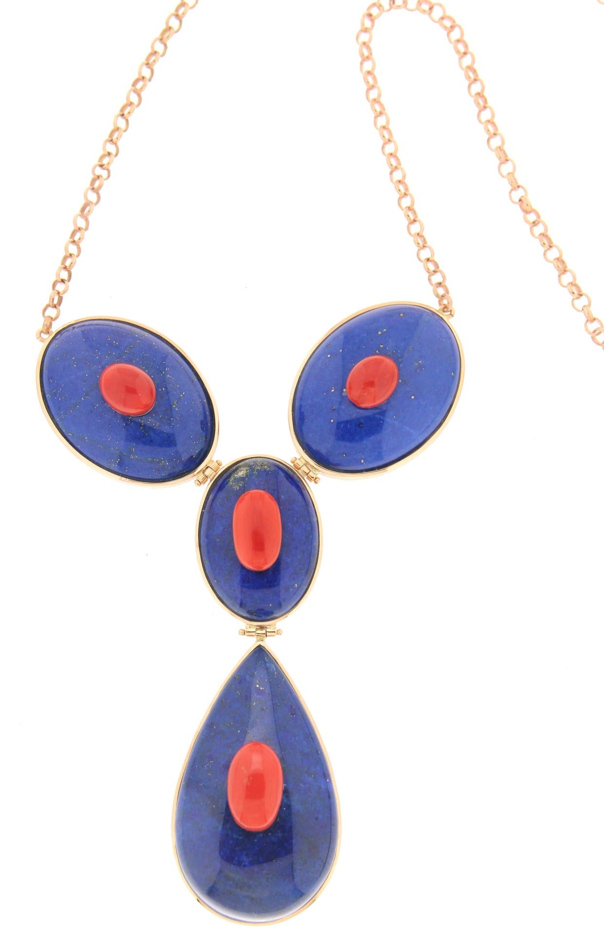 Handcraft Lapis Lazuli 14 Karat Yellow Gold Sardinian Coral Pendant Necklace In New Condition For Sale In Marcianise, IT