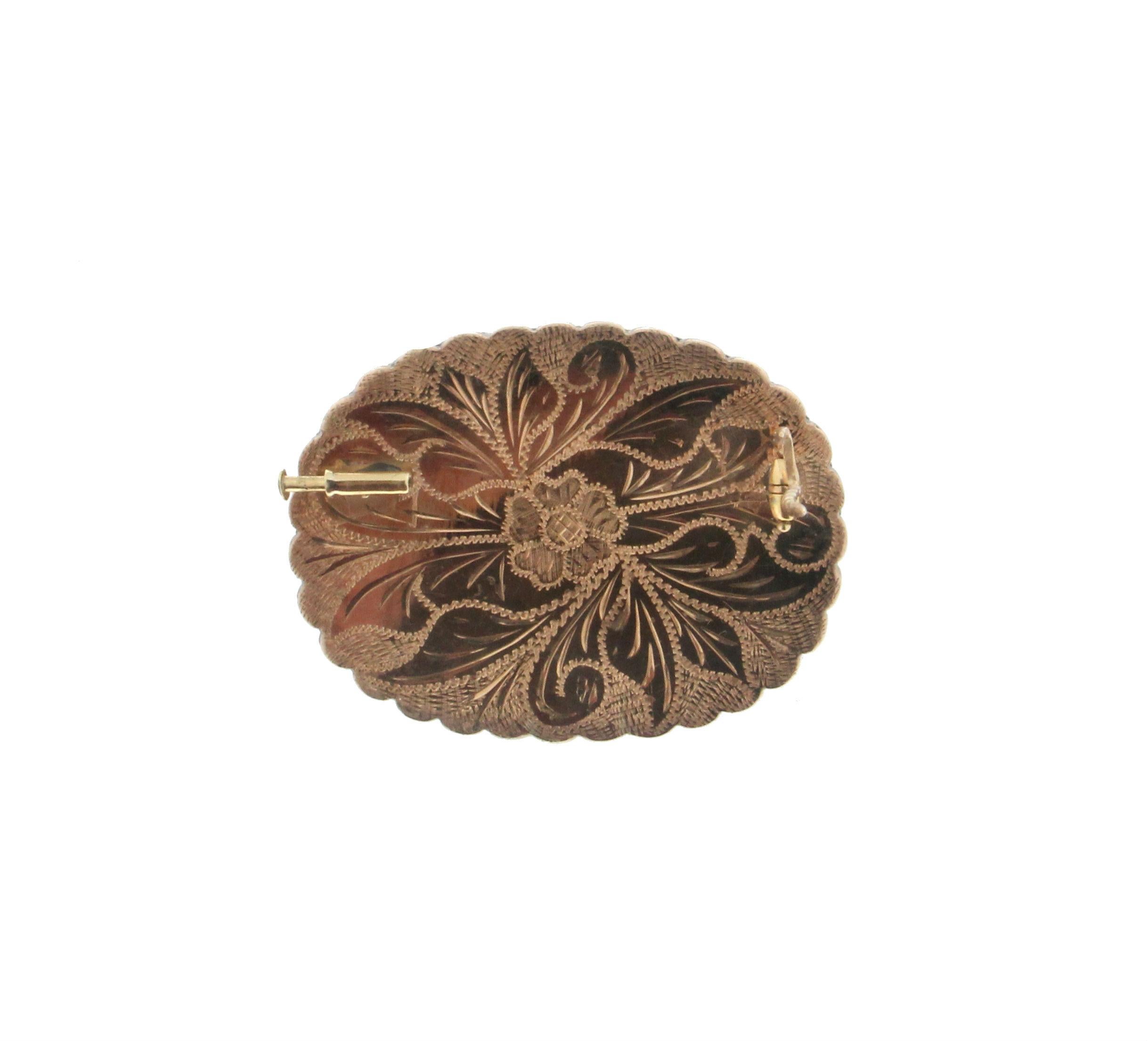 Handcraft Lava Cameo 14 Karat Gold and Silver Diamonds Brooch In New Condition For Sale In Marcianise, IT