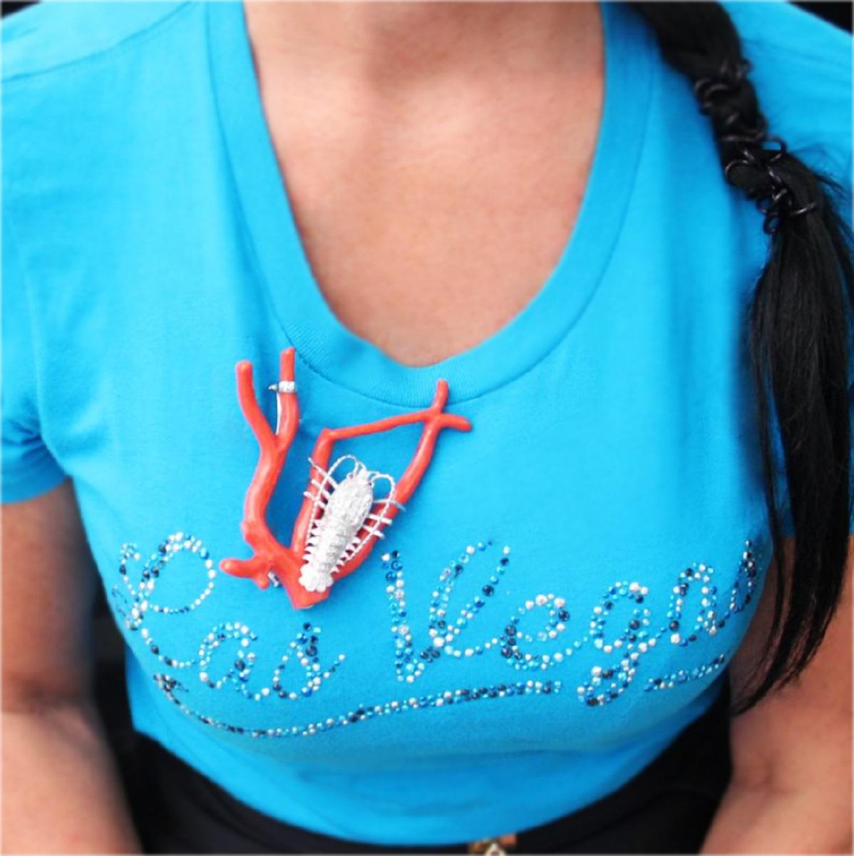 Women's or Men's Handcraft Lobster 18 Karat White Gold Coral Branch Diamonds Brooch For Sale