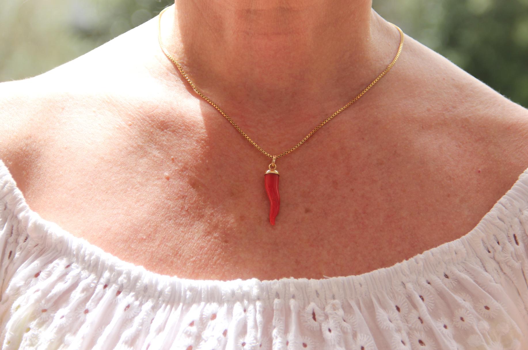 Handcraft Lucky Horn 18 Karat Yellow Gold Pendant Necklace 2