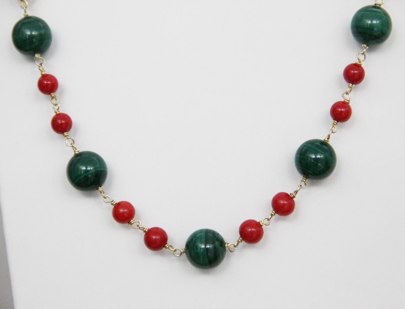 Handcraft Malachite 18 Karat Yellow Gold Coral Beaded Necklace For Sale 7