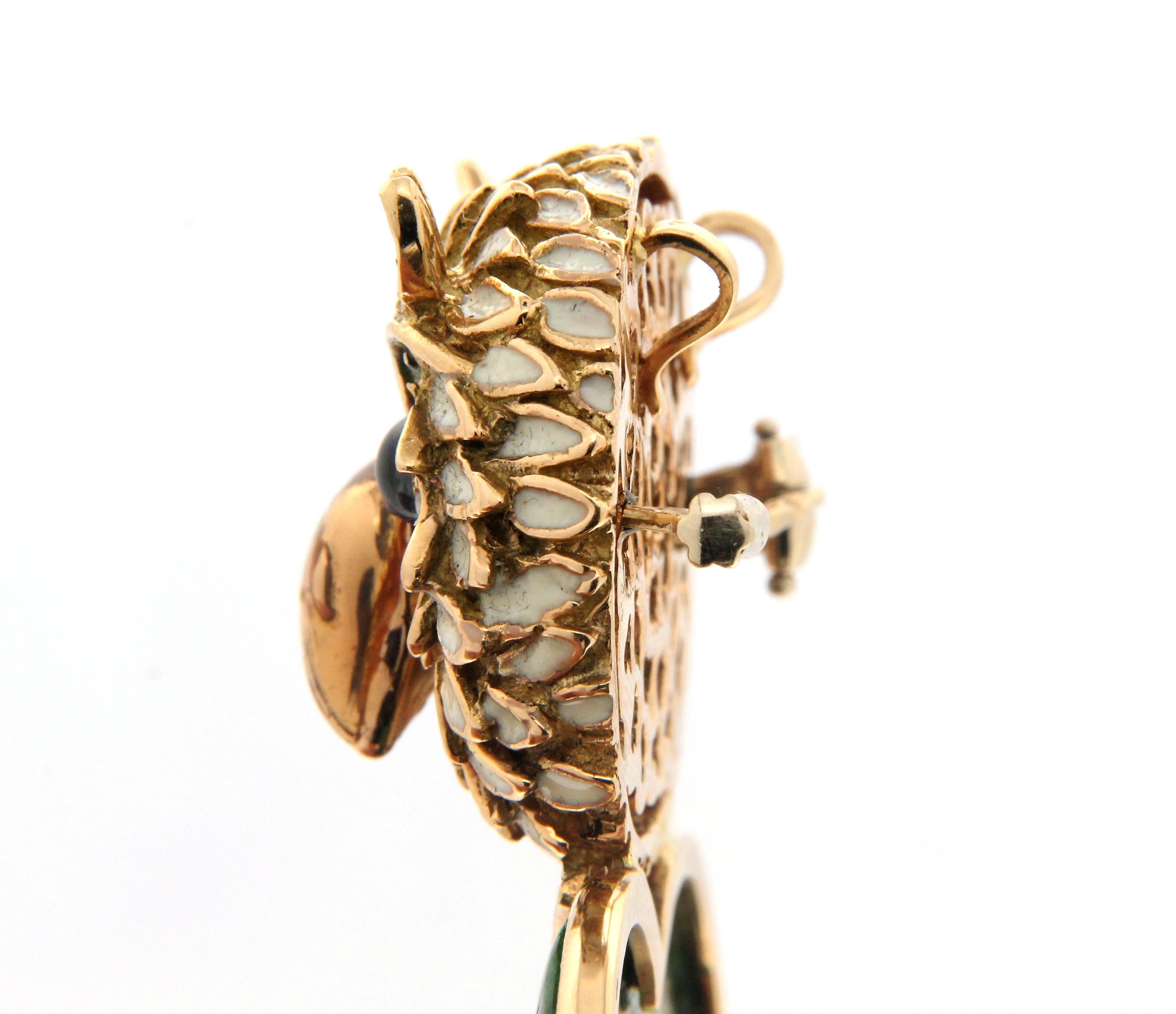 Artisan Handcraft Malachite Owl 18 Karat Yellow Gold Diamonds Brooch For Sale