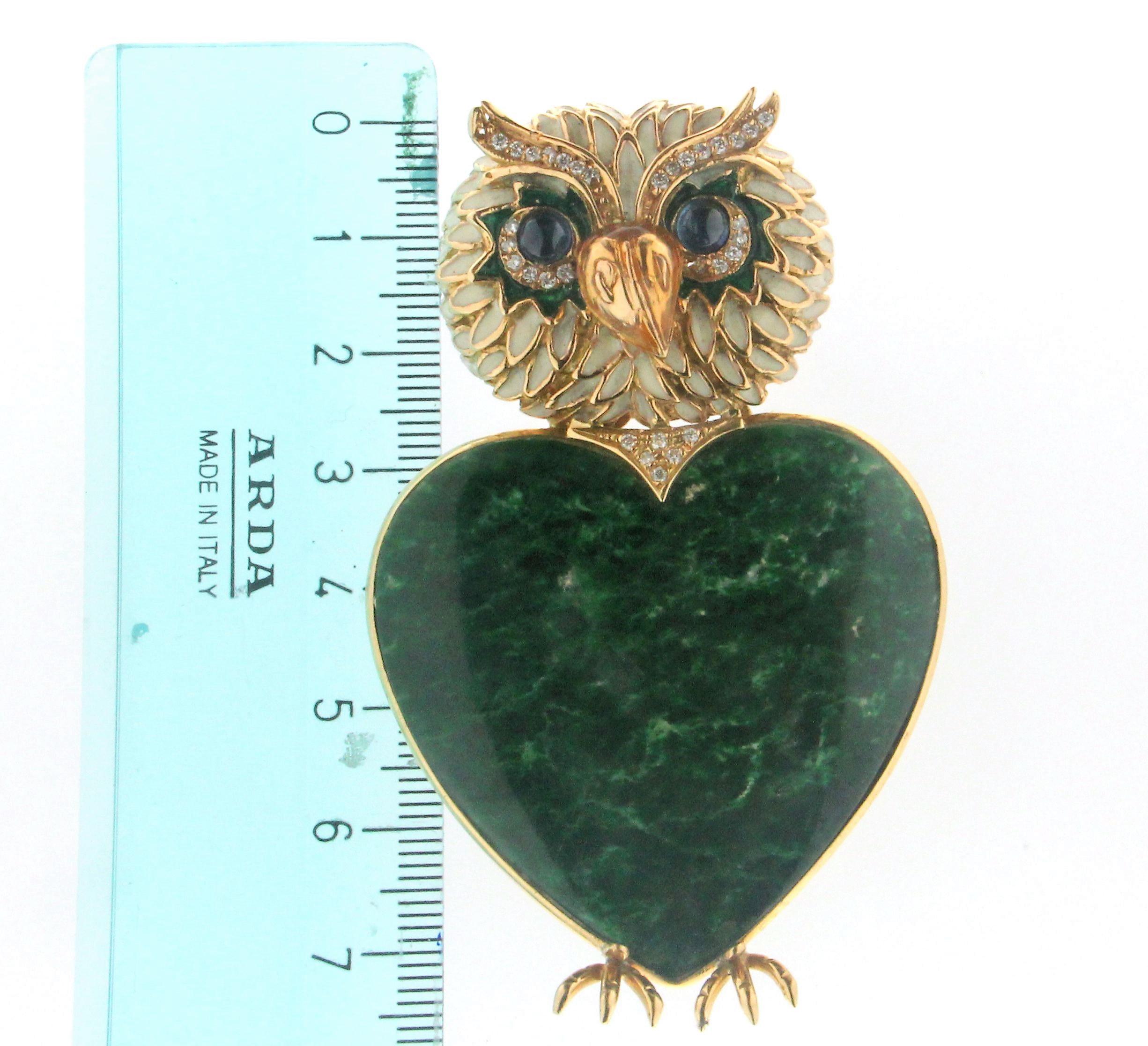 Round Cut Handcraft Malachite Owl 18 Karat Yellow Gold Diamonds Brooch For Sale