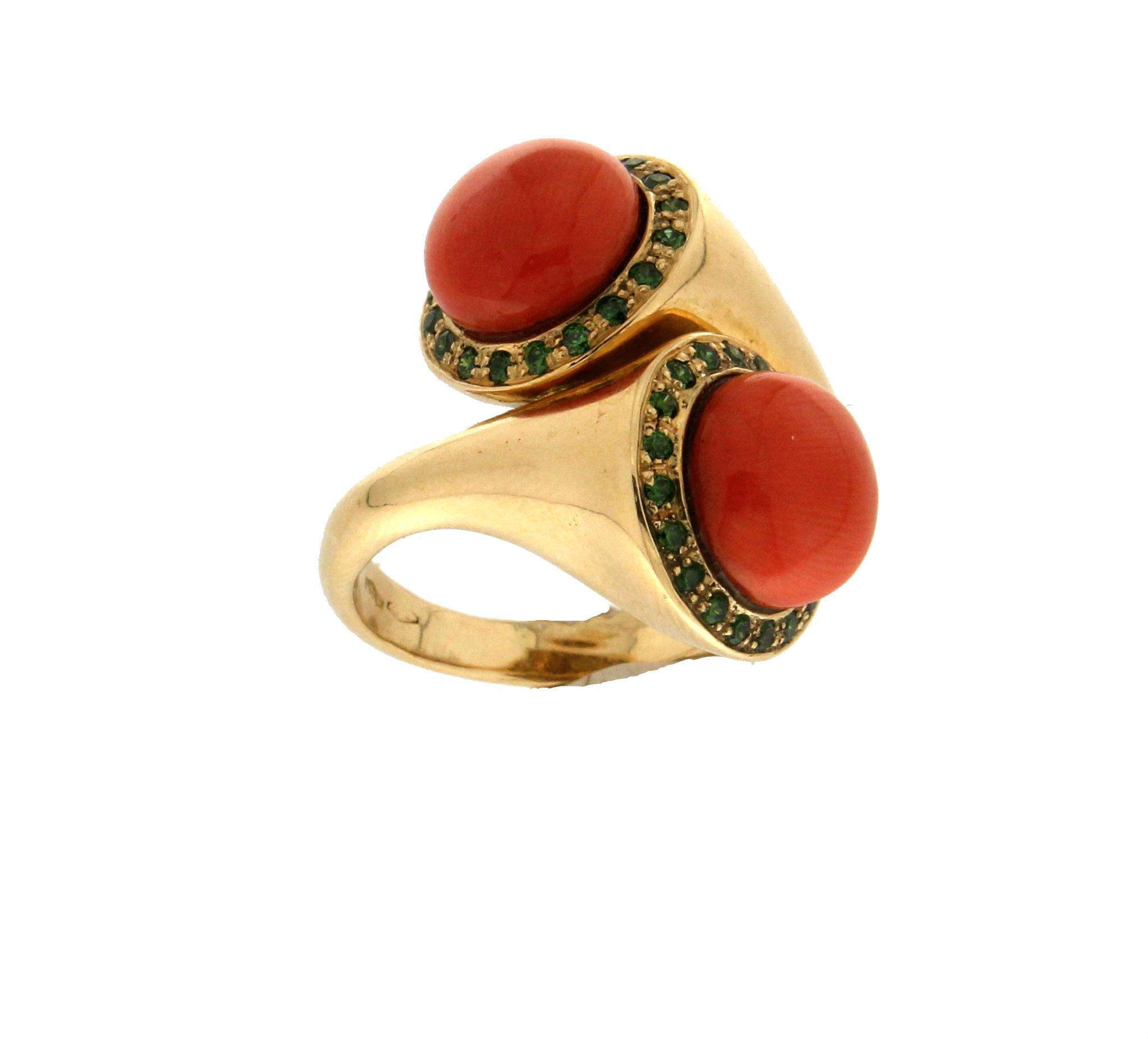 Round Cut Handcraft Mediterranean Coral 18 Karat Yellow Gold Tsavorite Cocktail Ring For Sale