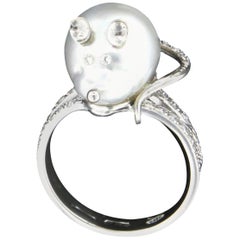 Handcraft Mouse Face 18 Karat White Gold Australian Pearl Diamonds Cocktail Ring