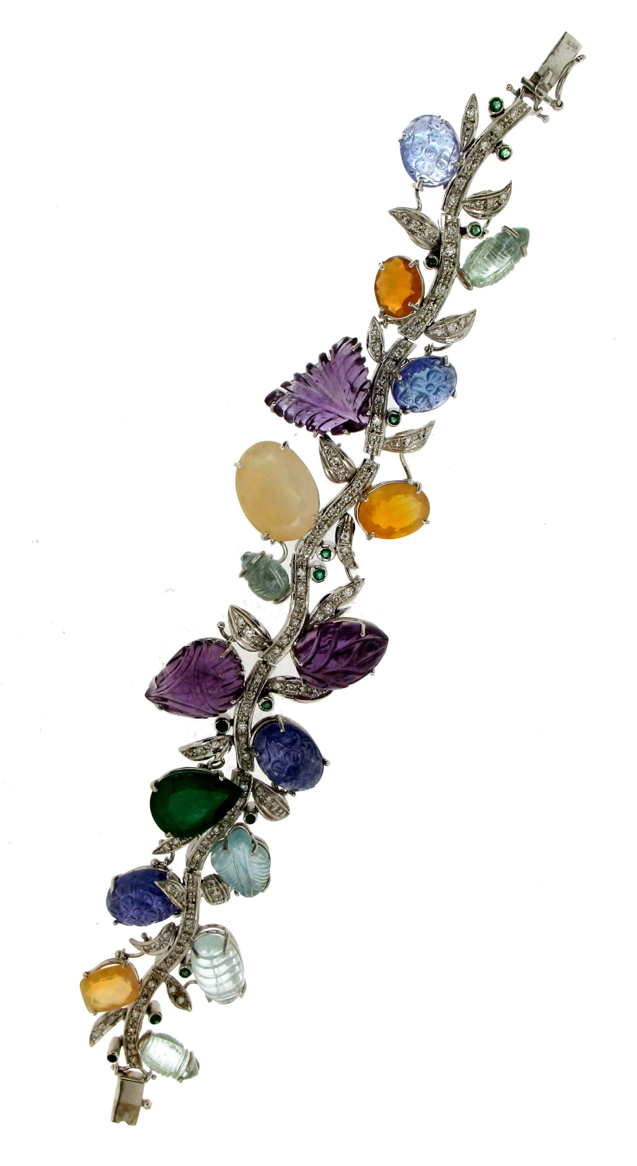 Artisan Bracelet manchette artisanal en or blanc 18 carats et diamants multicolores en vente