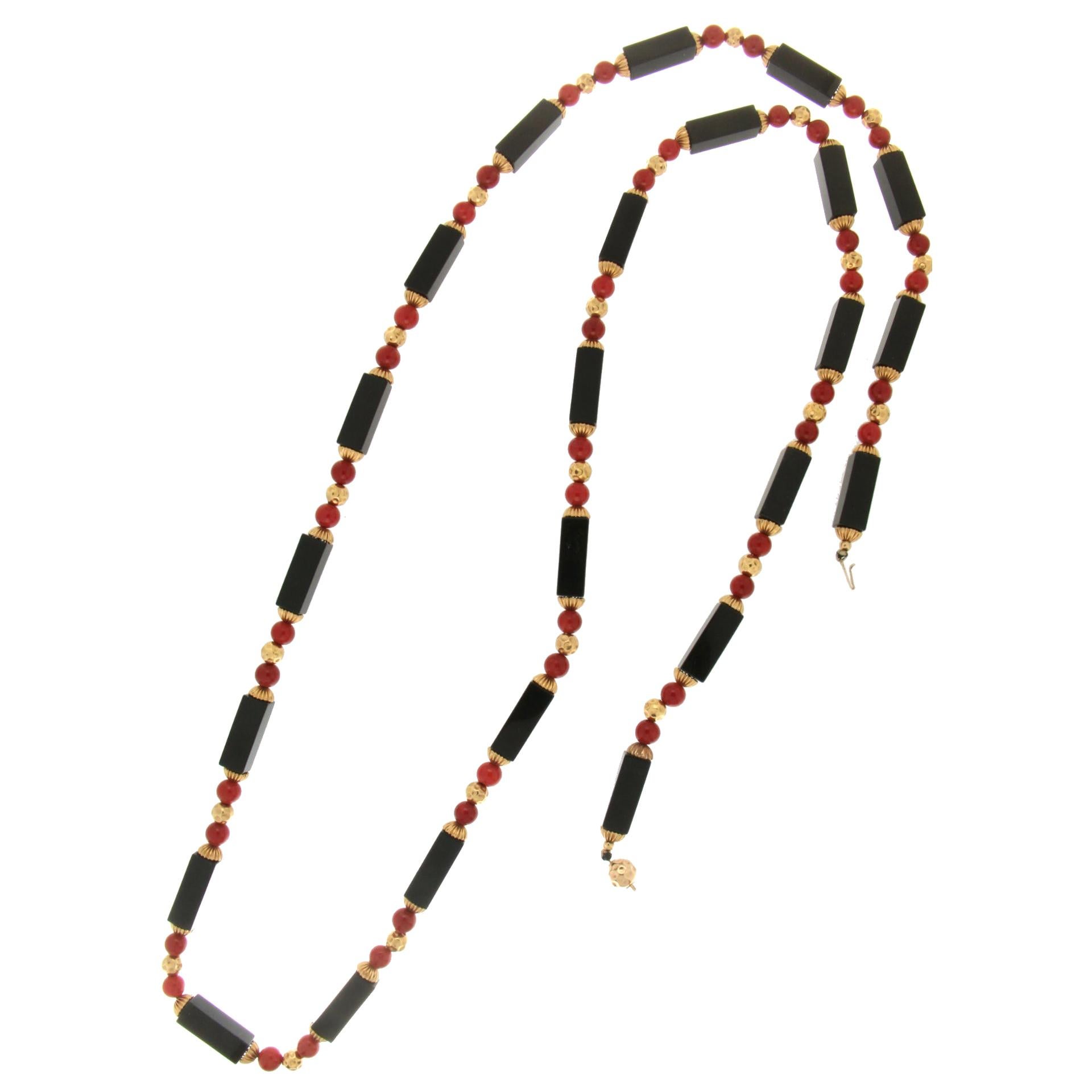 Handcraft Natural Coral 14 Karat Yellow Gold Onyx Rope Necklace For Sale