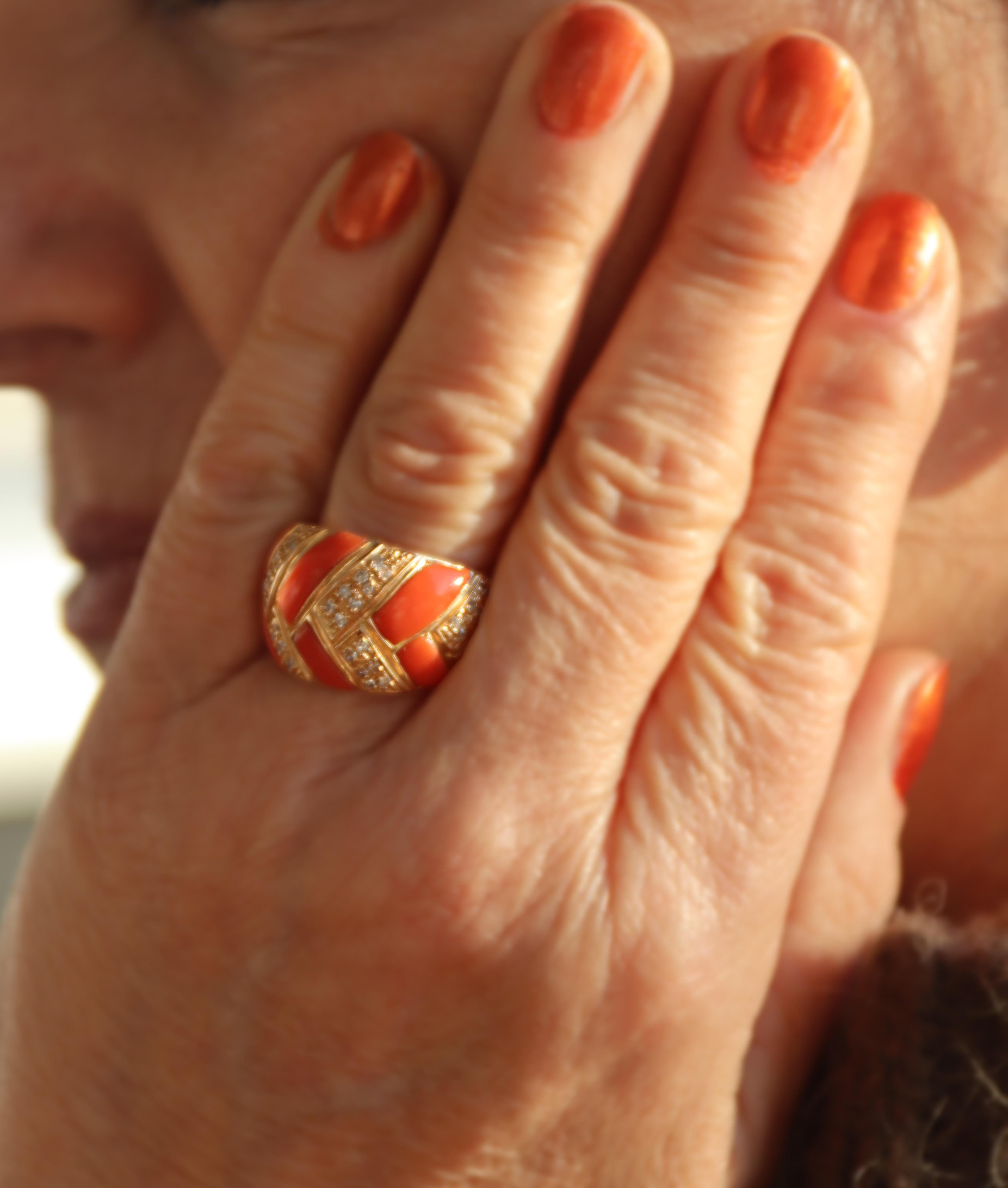 Handcraft Natural Coral 18 Karat Yellow Gold Diamonds Band Ring For Sale 3