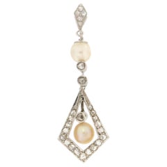 Handcraft Natural Pearl 18 Karat White Gold Rose Cut Pendant Necklace