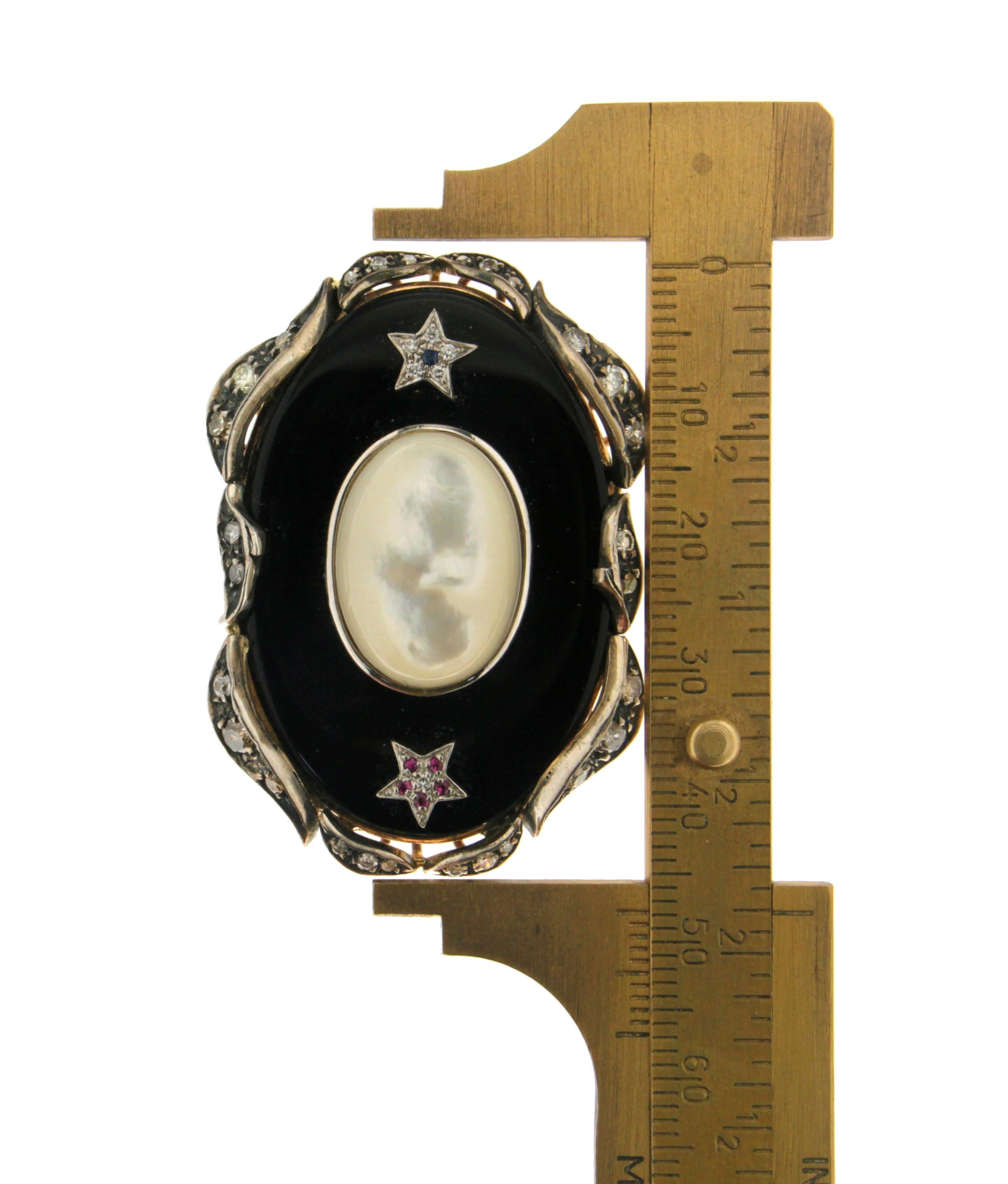 Handcraft Onyx 14 Karat Yellow Gold Mother of Pearl Diamonds Cocktail Ring 2