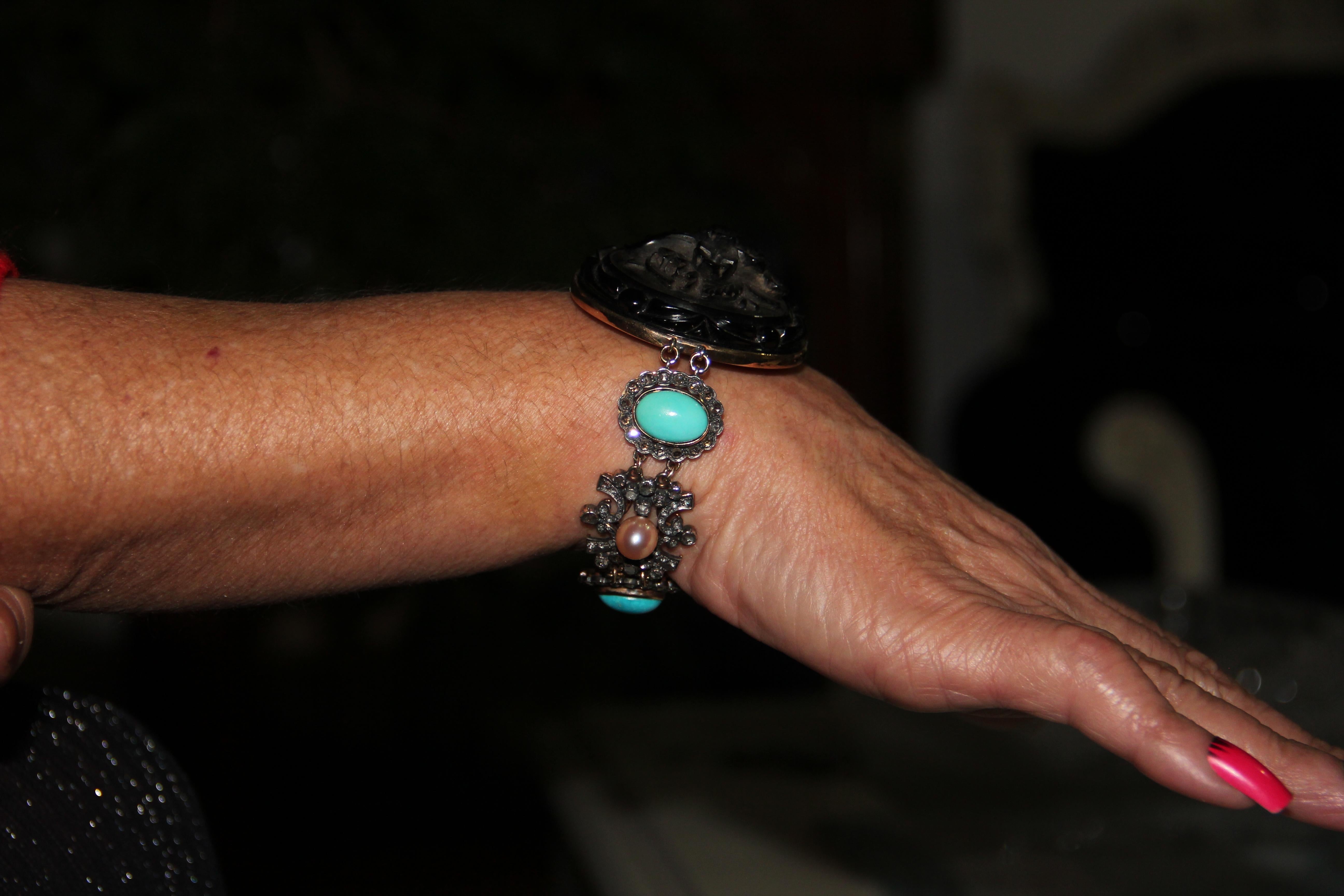 Handgefertigtes Onyx 14 Karat Gelbgold Türkis Perlen Diamanten Retro-Armband im Angebot 2