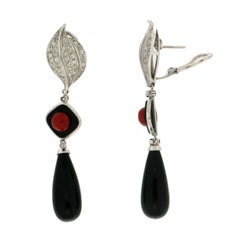 Handcraft Onyx 18 Karat White Gold Coral Diamonds Drop Earrings