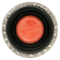 Handcraft  Onyx 18 Karat White Gold Diamonds Cocktail Ring