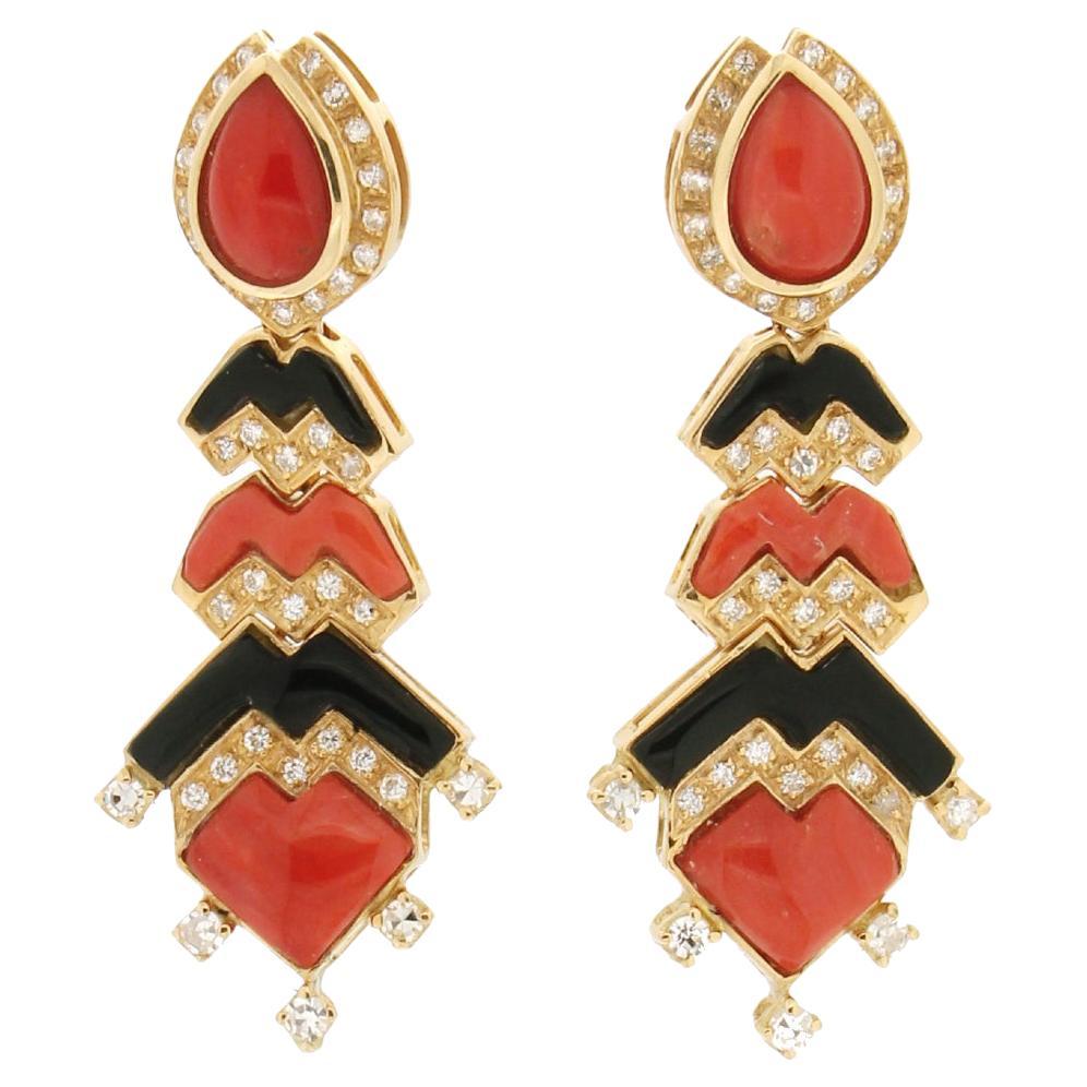 Boucles d'oreilles en goutte artisanales en onyx, or jaune 18 carats, corail et diamants