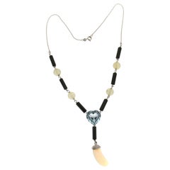 Handgefertigte Halskette mit Opal 18 Karat Weißgold Diamanten und Onyx-Anhänger