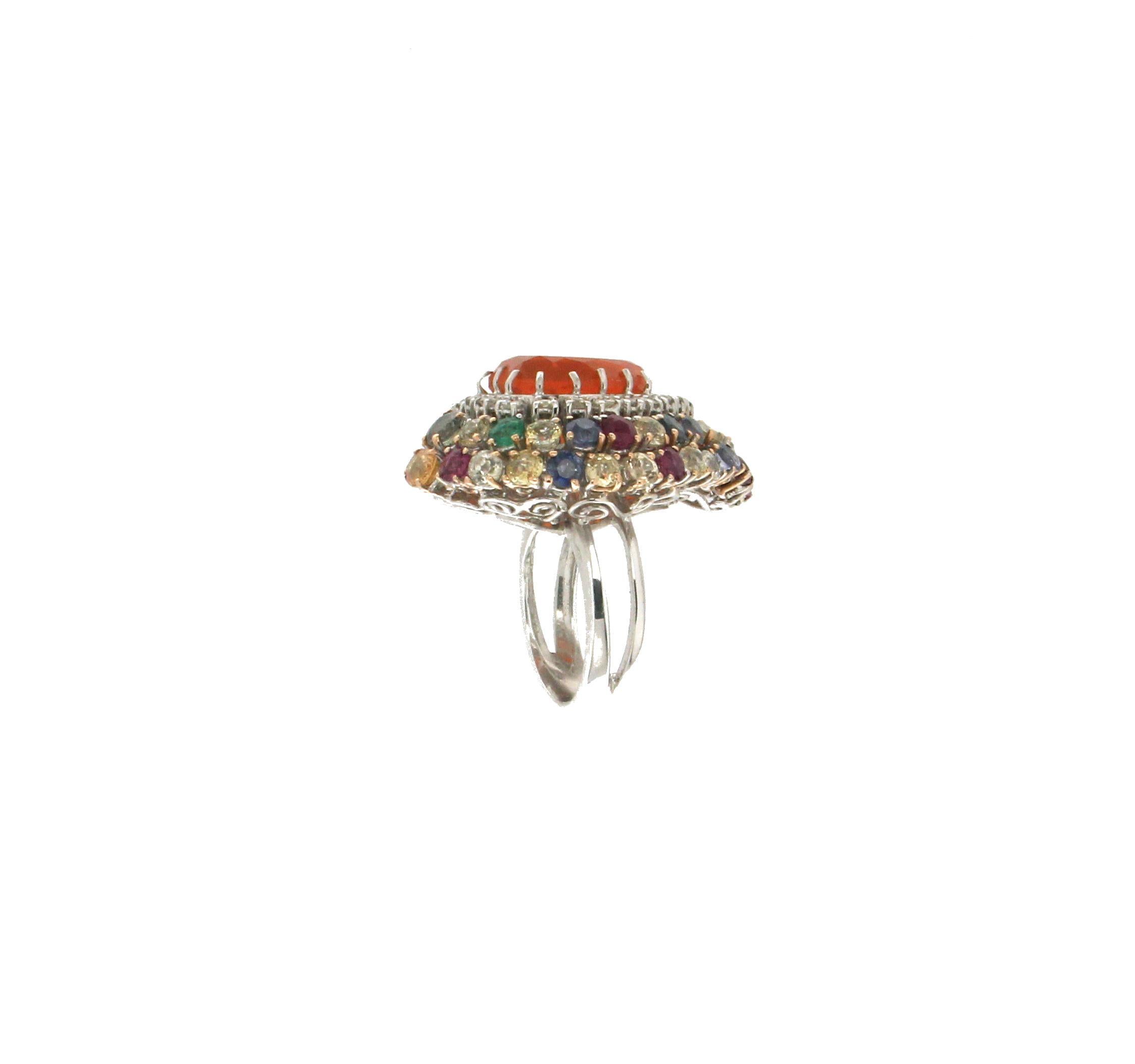 Handcraft Opal Feuer Herz 18 Karat Weißgold Diamanten Cocktail Ring (Herzschliff) im Angebot