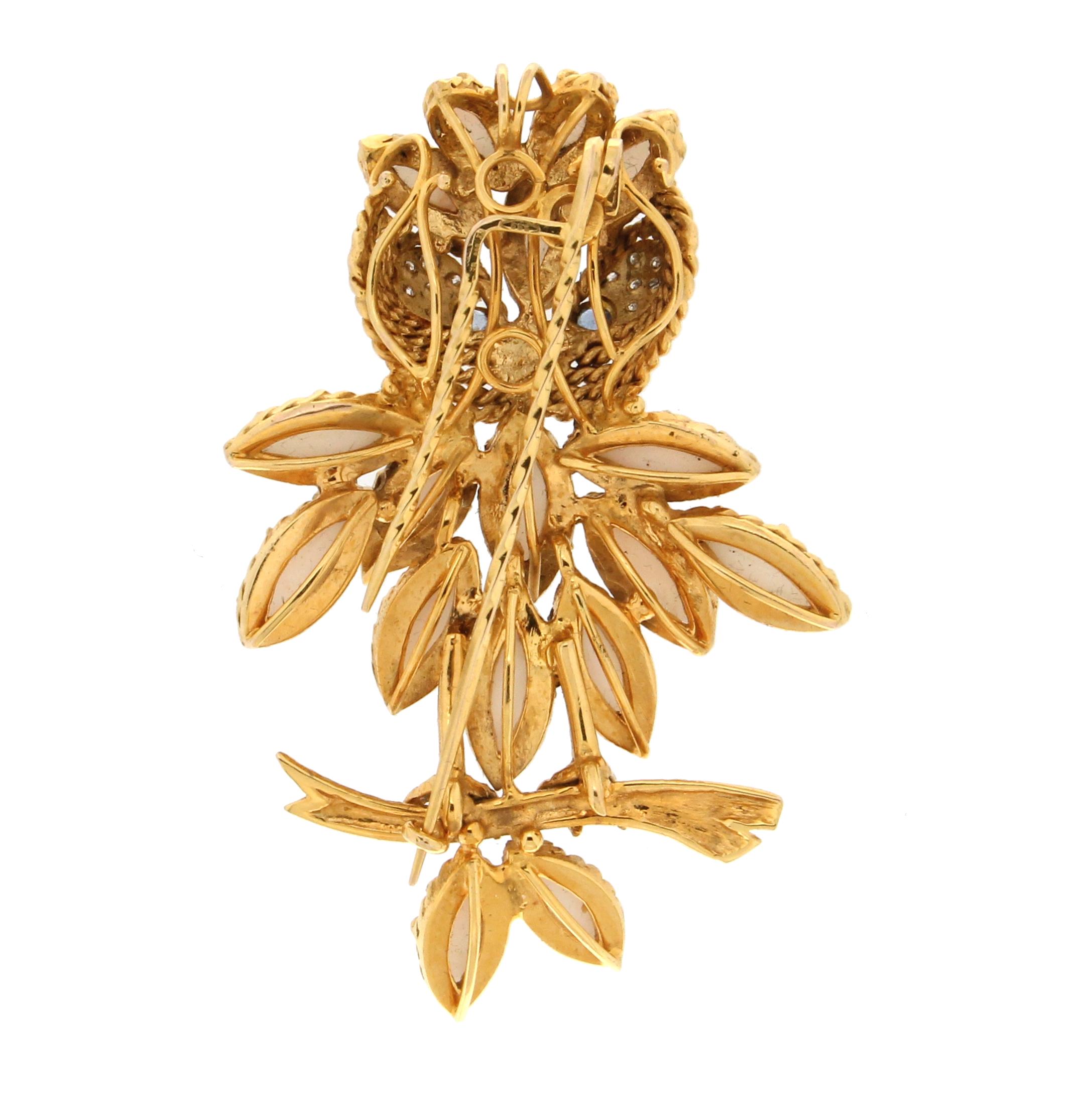 Artisan Handcraft Owl 14 Karat Yellow Gold Diamonds Coral Sapphires Brooch For Sale