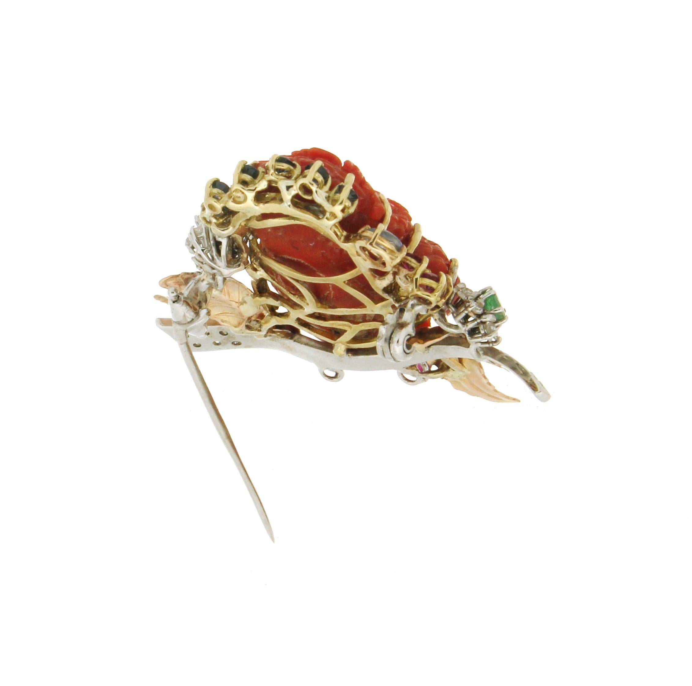Handcraft Owl 18 Karat Yellow and White Gold Diamonds Coral Sapphires Brooch In New Condition For Sale In Marcianise, IT