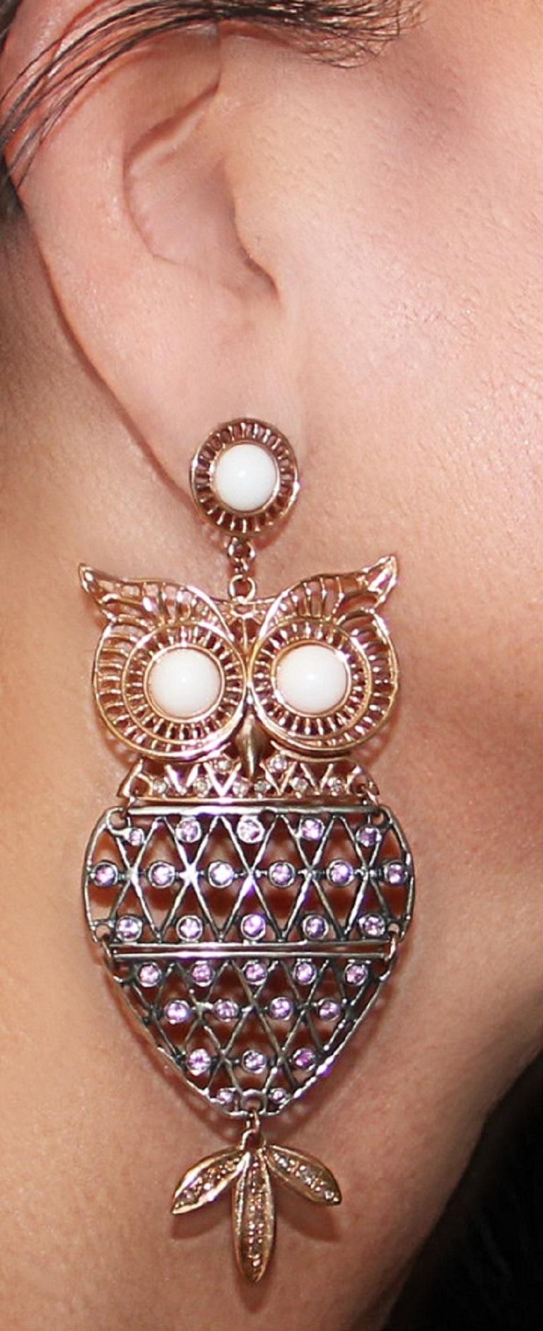 Handcraft Owl 9 Karat Yellow Gold Tourmaline Diamonds Coral Drop Earrings In New Condition For Sale In Marcianise, IT