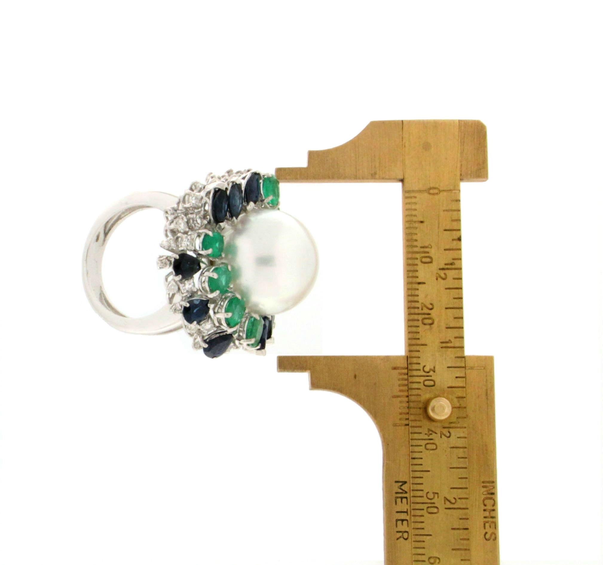 Handcraft Pearl 18 Karat White Gold Sapphires Emeralds Diamonds Cocktail Ring For Sale 5