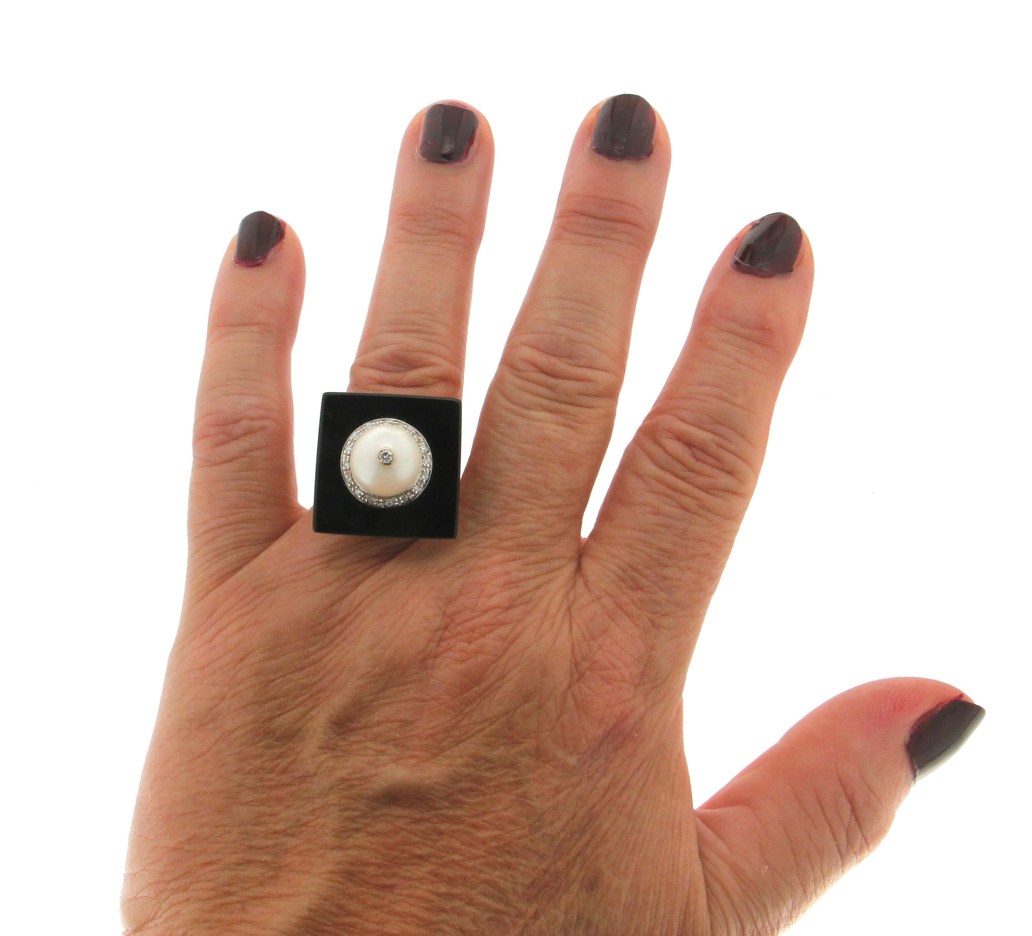 Onyx-Cocktailring, handgefertigt, Perle 14 Karat Gelbgold Diamanten (Kunsthandwerker*in)
