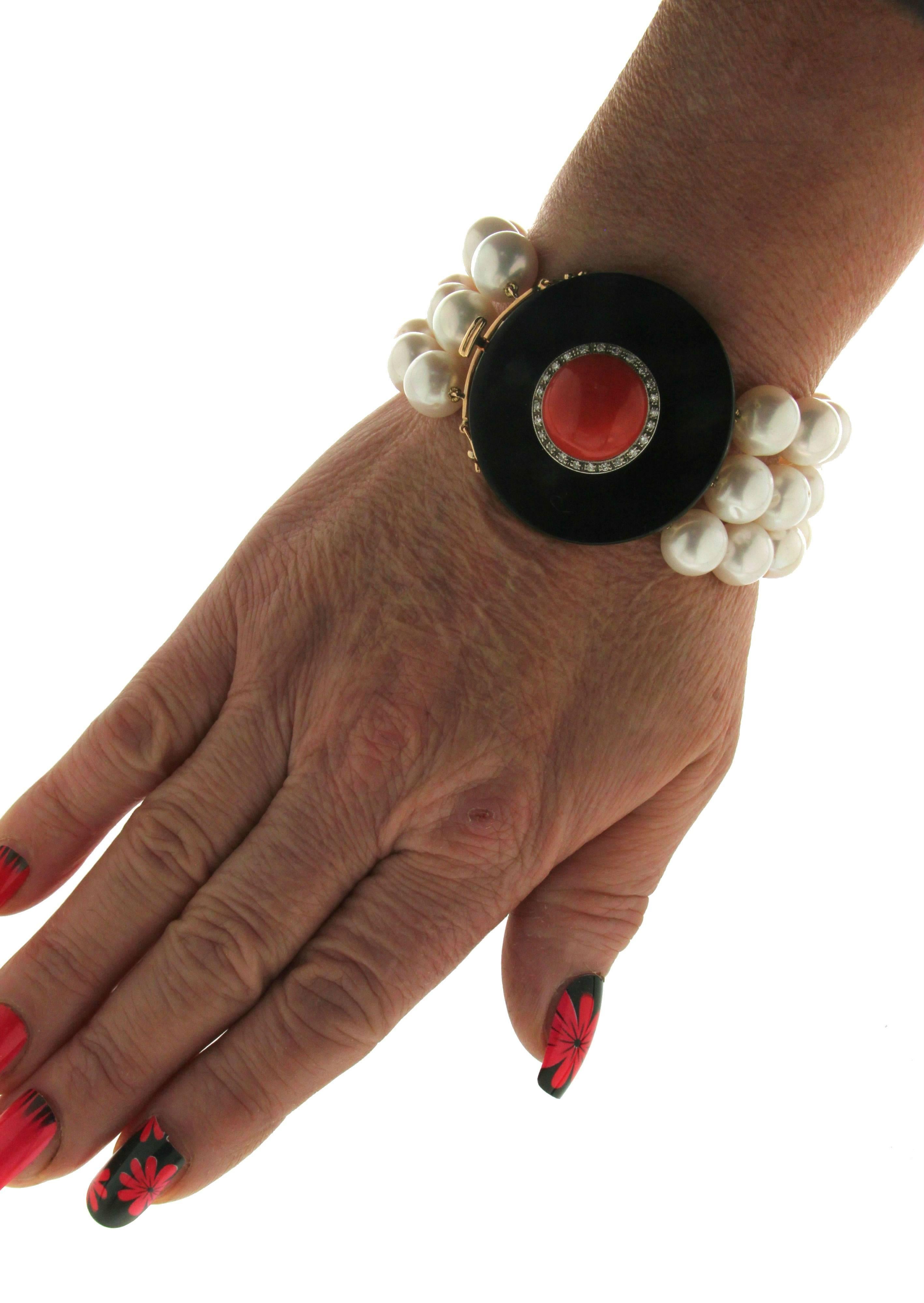 Brilliant Cut Handcraft Pearls 14 Karat Yellow Gold Diamonds Onyx Coral Cuff Bracelet For Sale