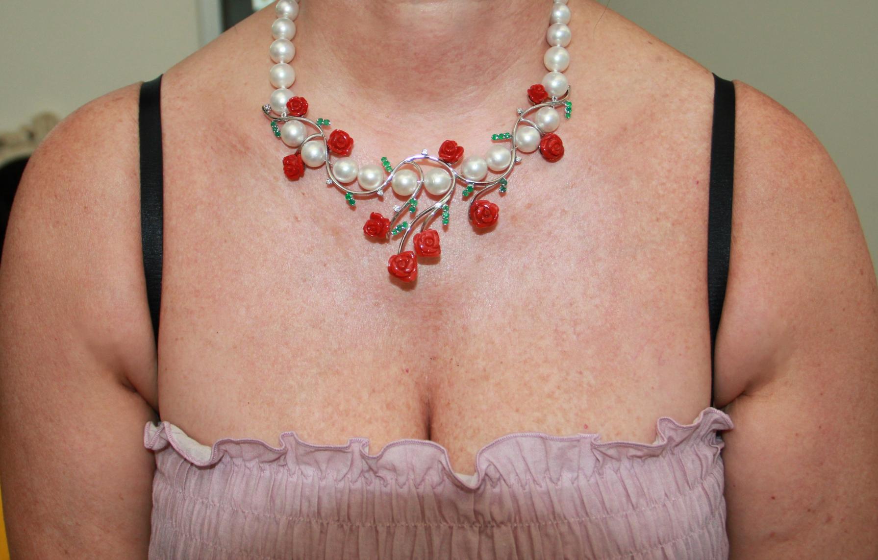 Choker-Halskette, Handgefertigt, Perlen 18 Karat Weißgold Diamanten Koralle im Angebot 4