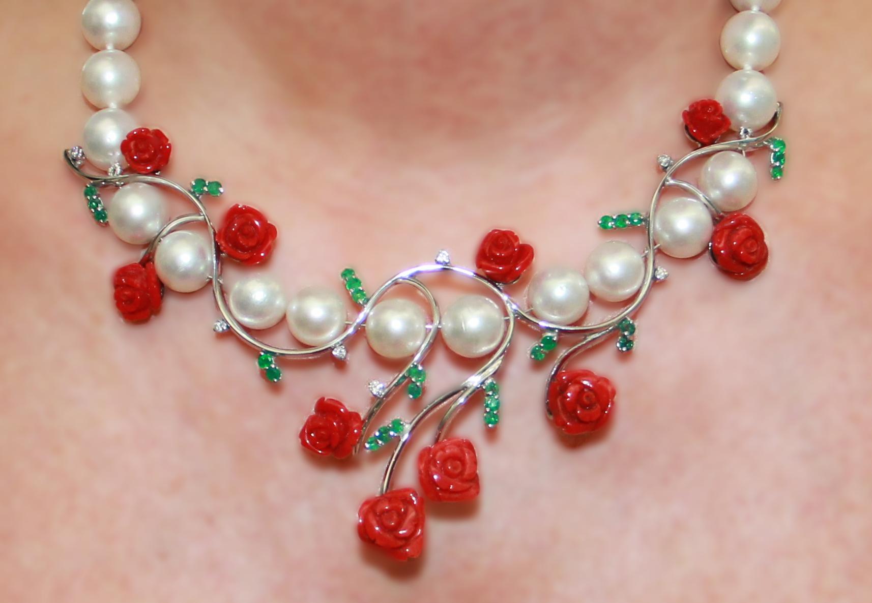 Handcraft Pearls 18 Karat White Gold Diamonds Coral Choker Necklace For Sale 2