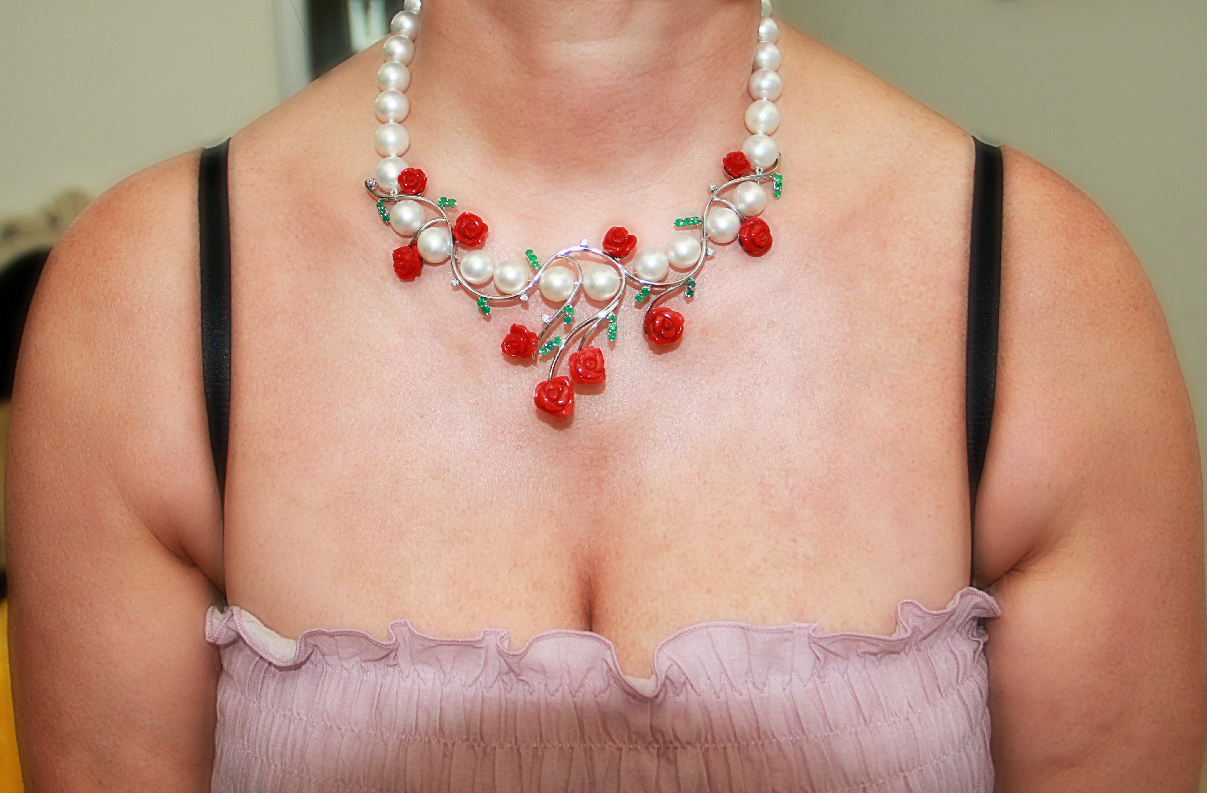Handcraft Pearls 18 Karat White Gold Diamonds Coral Choker Necklace For Sale 3