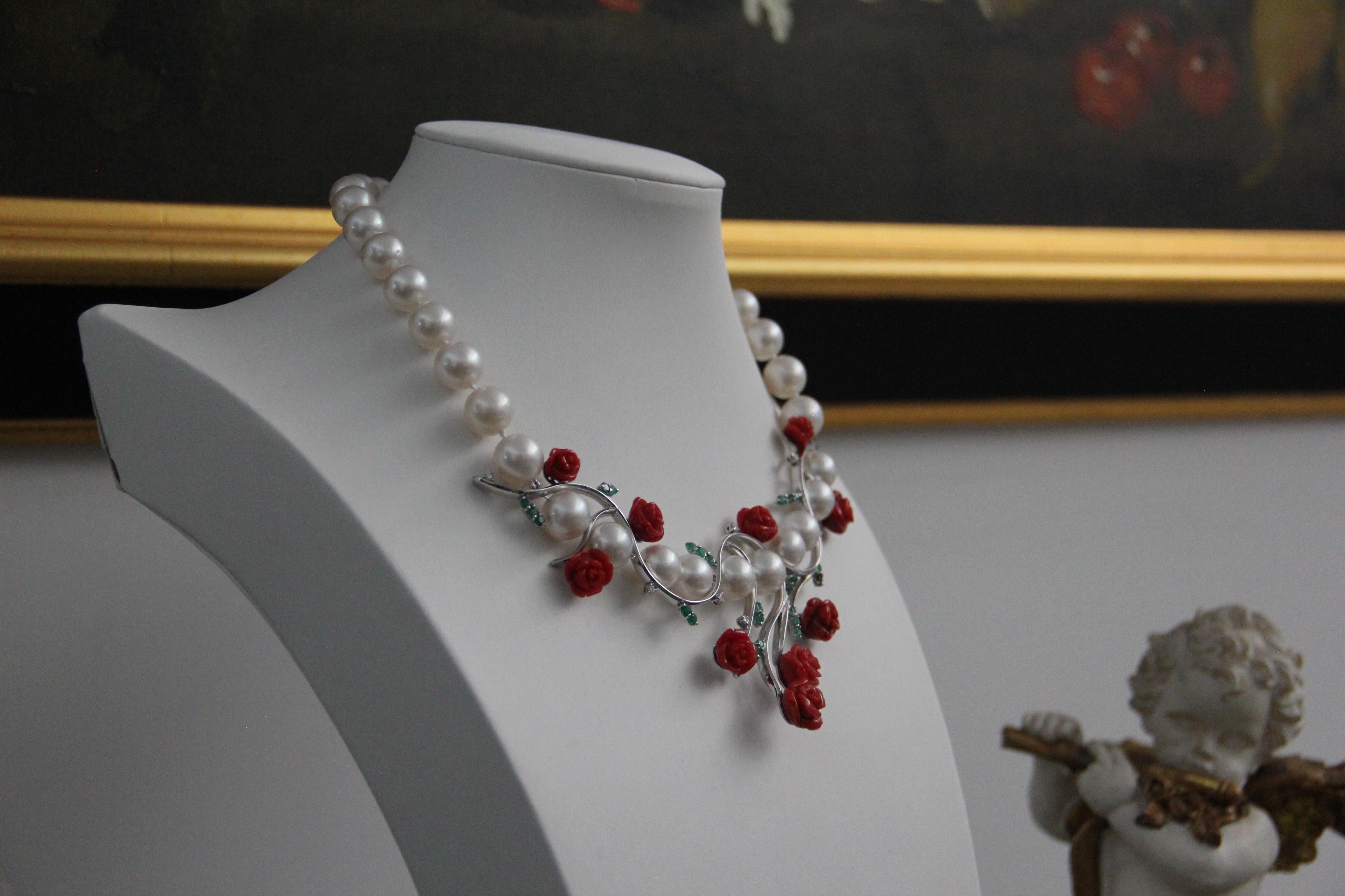 Handcraft Pearls 18 Karat White Gold Diamonds Coral Choker Necklace In New Condition For Sale In Marcianise, IT