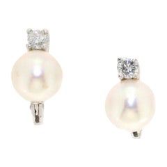 Handcraft Japan Pearls 18 Karat White Gold Diamonds Stud Earrings