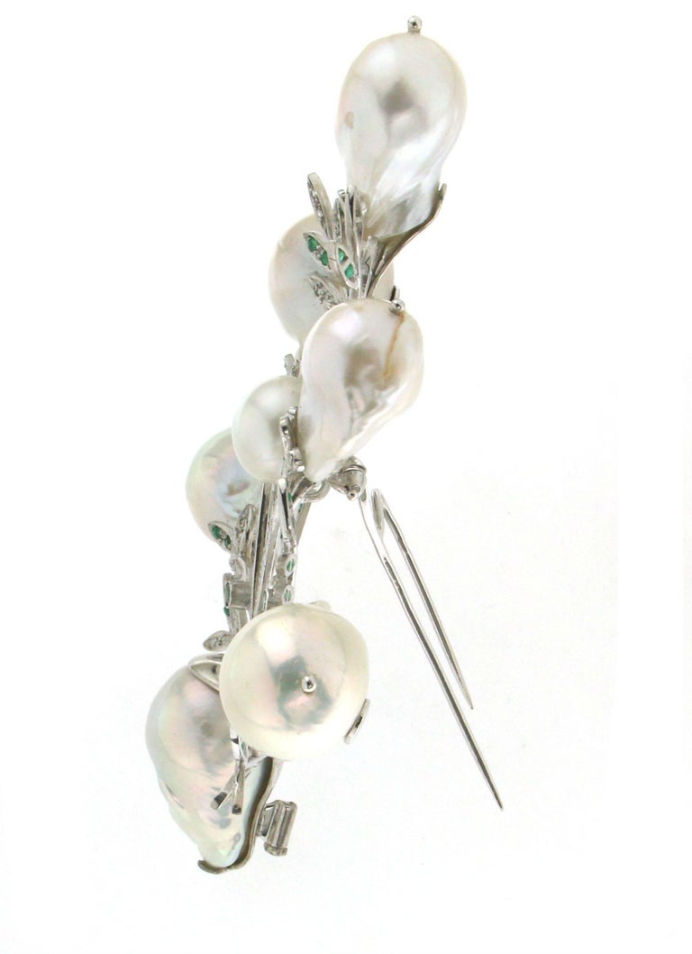 Brilliant Cut Handcraft Australian Baroque Pearls 18 Karat White Gold Emeralds Diamonds Brooch For Sale