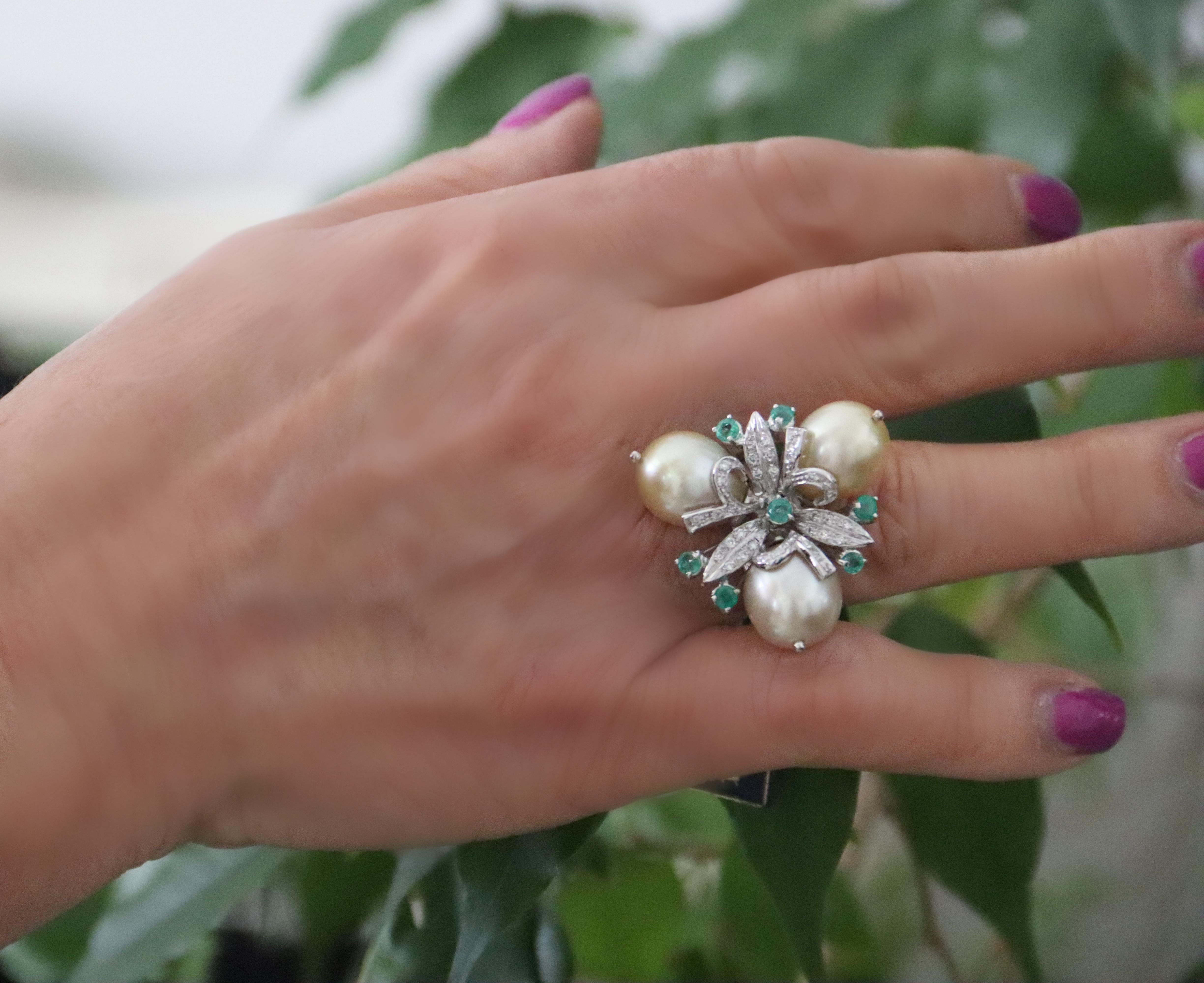 Pearls Diamonds Emeralds 18 Karat White Gold Cocktail Ring For Sale 3
