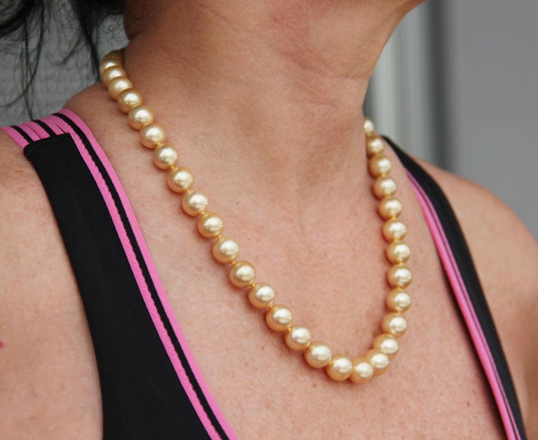 Handcraft Pearls 18 Karat White Gold Strand Rope Necklace at 1stDibs