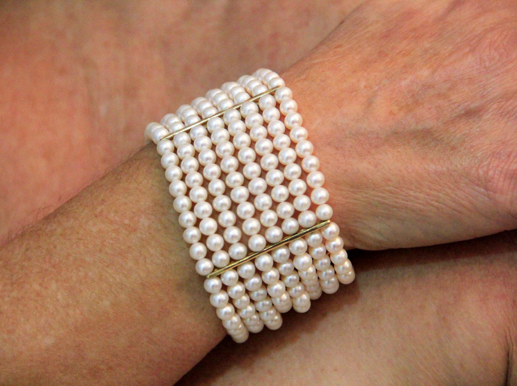 Handcraft Pearls 18 Karat Yellow Gold Cuff Bracelet 7