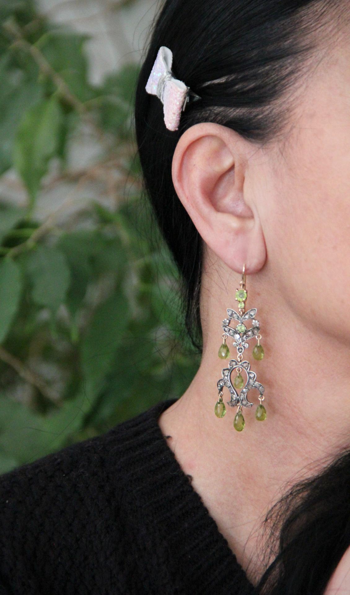 Pendientes artesanales de oro amarillo de 14 quilates con peridoto y diamantes de plata en venta 1