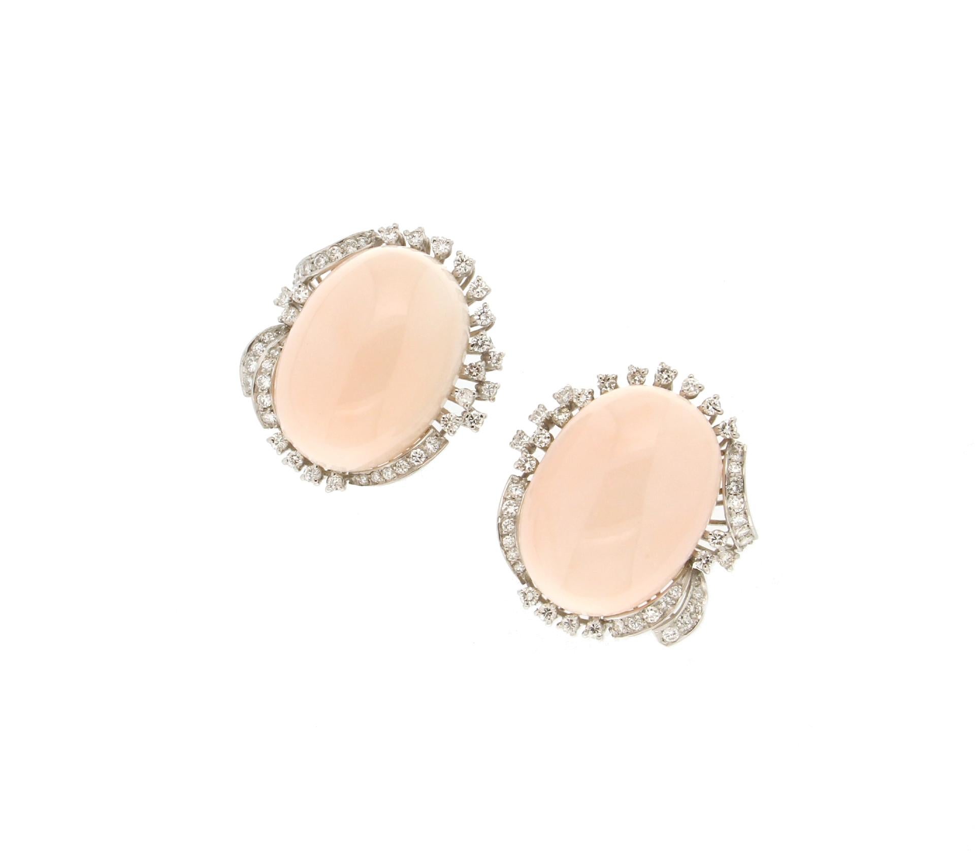 For any problems related to some materials contained in the items that do not allow shipping and require specific documents that require a particular period, please contact the seller with a private message to solve the problem.

Beautiful earrings