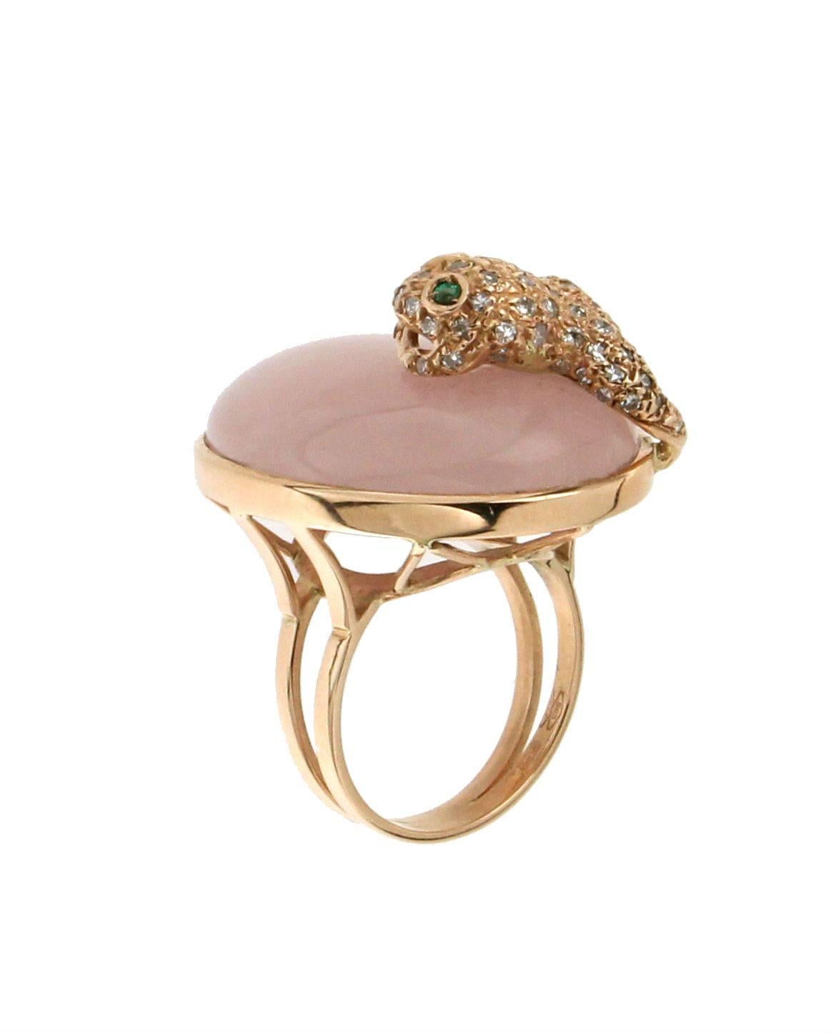Handcraft Pink Quartz 14 Karat Yellow Gold Diamonds Cocktail Ring In New Condition In Marcianise, IT