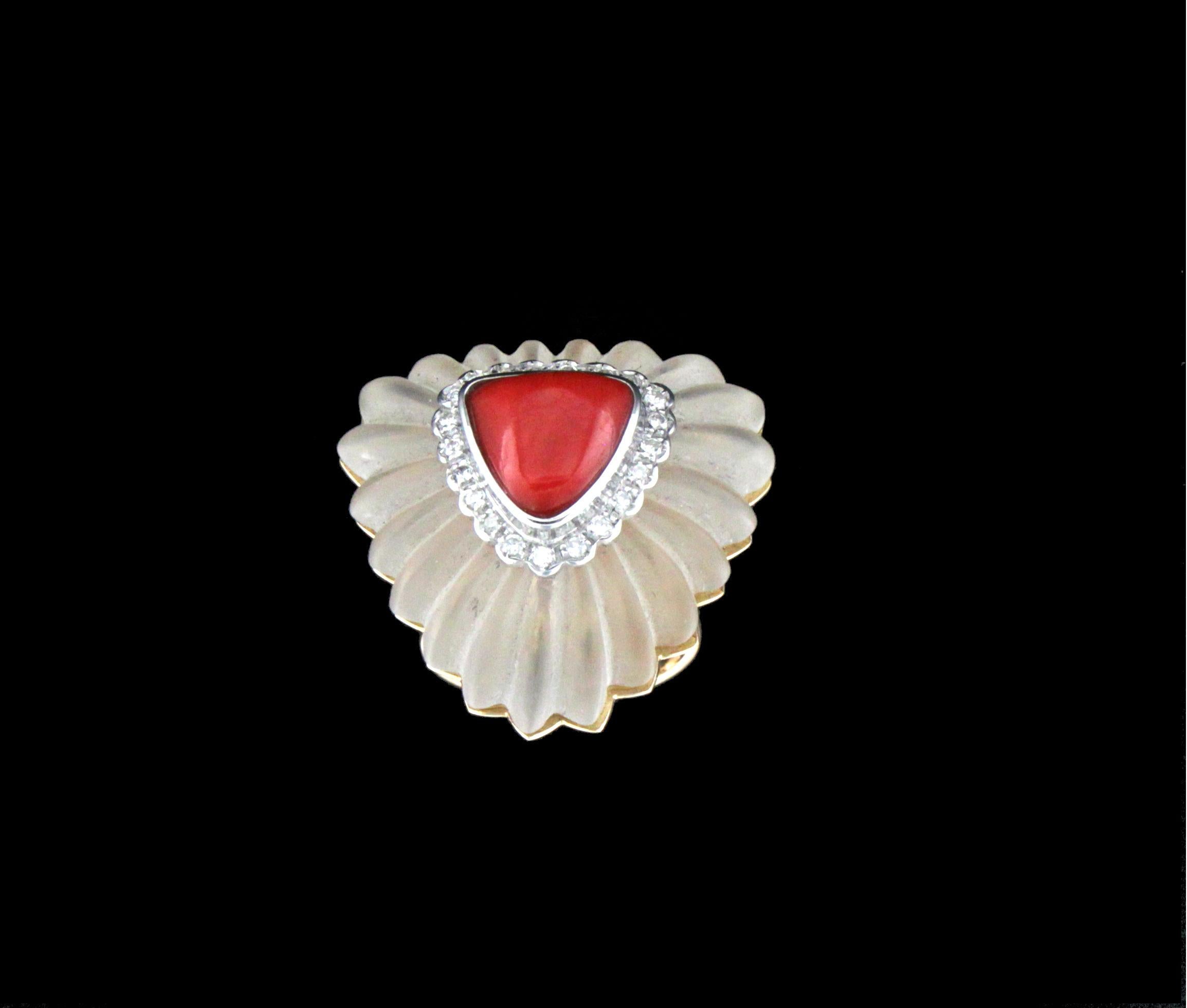 Handcraft Rock Crystal 18 Karat Gold Coral Diamonds Cocktail Ring In New Condition For Sale In Marcianise, IT
