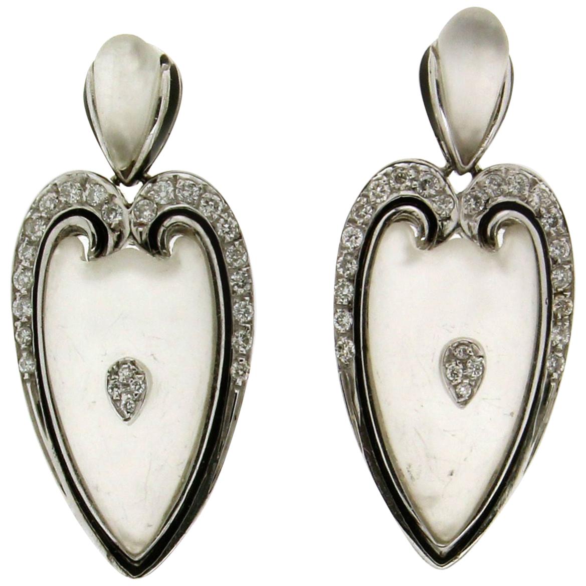 Boucles d'oreilles en goutte artisanales en cristal de roche et or blanc 18 carats avec diamants