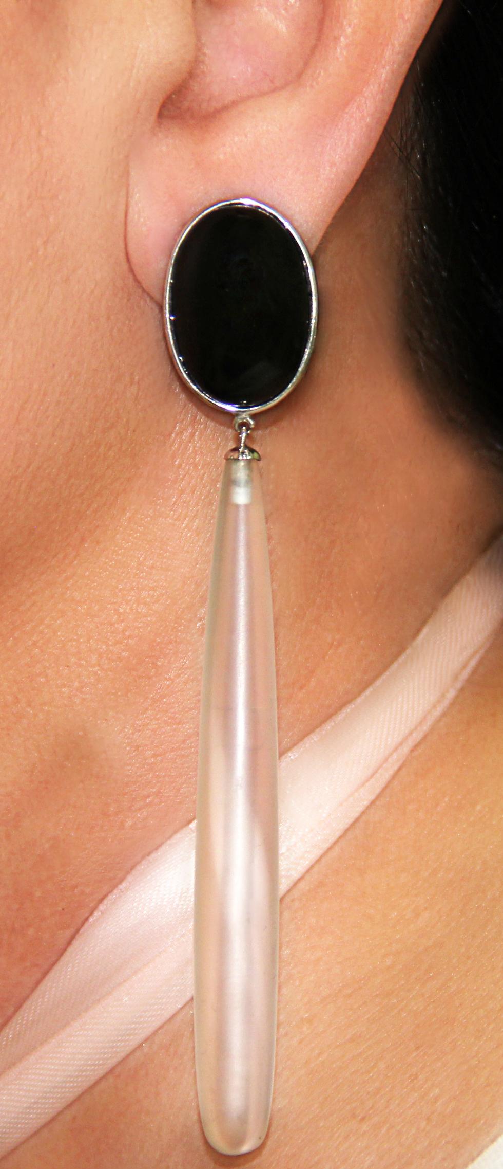 Handcraft Rock Crystal 18 Karat White Gold Onyx Drop Earrings For Sale 2