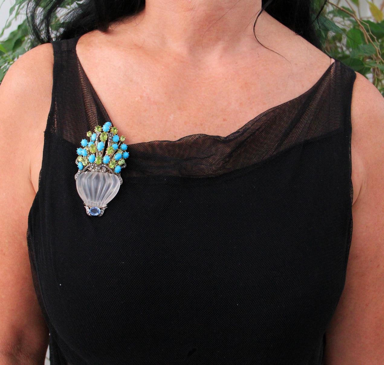 Colgante Broche Artesanal Jarrón de Cristal de Roca Oro Amarillo 14 Kilates Diamantes en venta 5