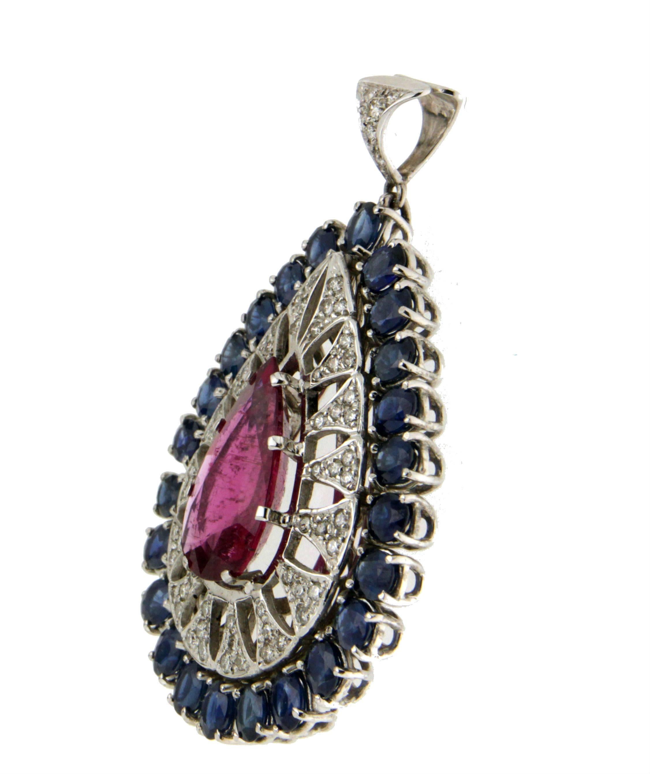 da uomo o donna Collana artigianale con ciondolo in rubelite in oro bianco 18 carati con diamanti e zaffiri in vendita