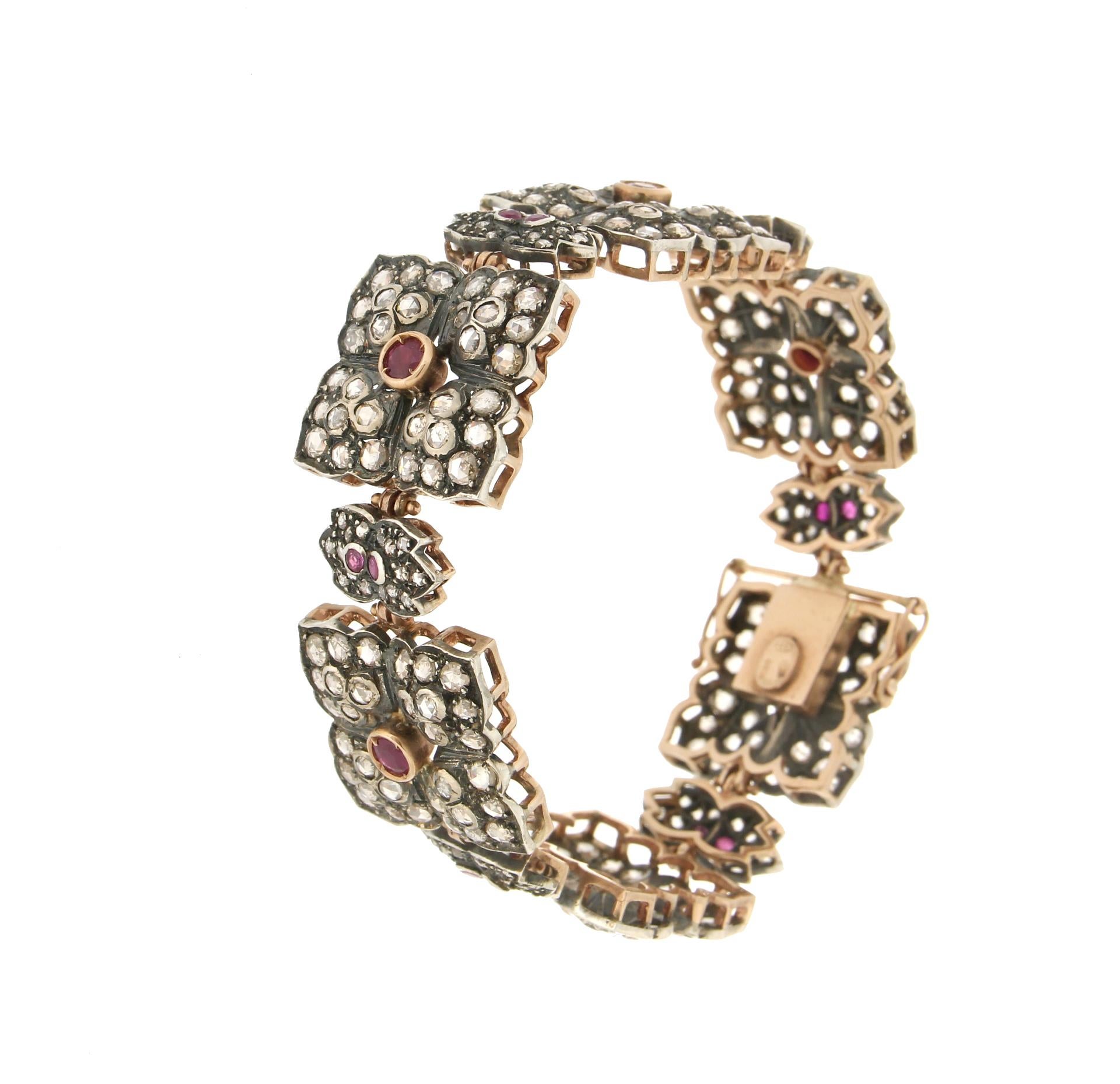 Handcraft Rubies 14 Karat Yellow Gold Diamonds Cuff Bracelet In New Condition For Sale In Marcianise, IT