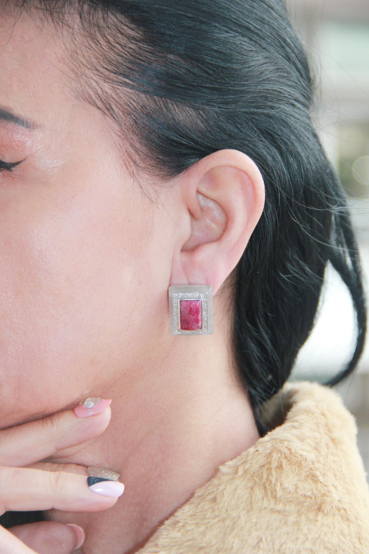 Handcraft Rubies 18 Karat White Gold Diamonds Clip-On Earrings For Sale 2