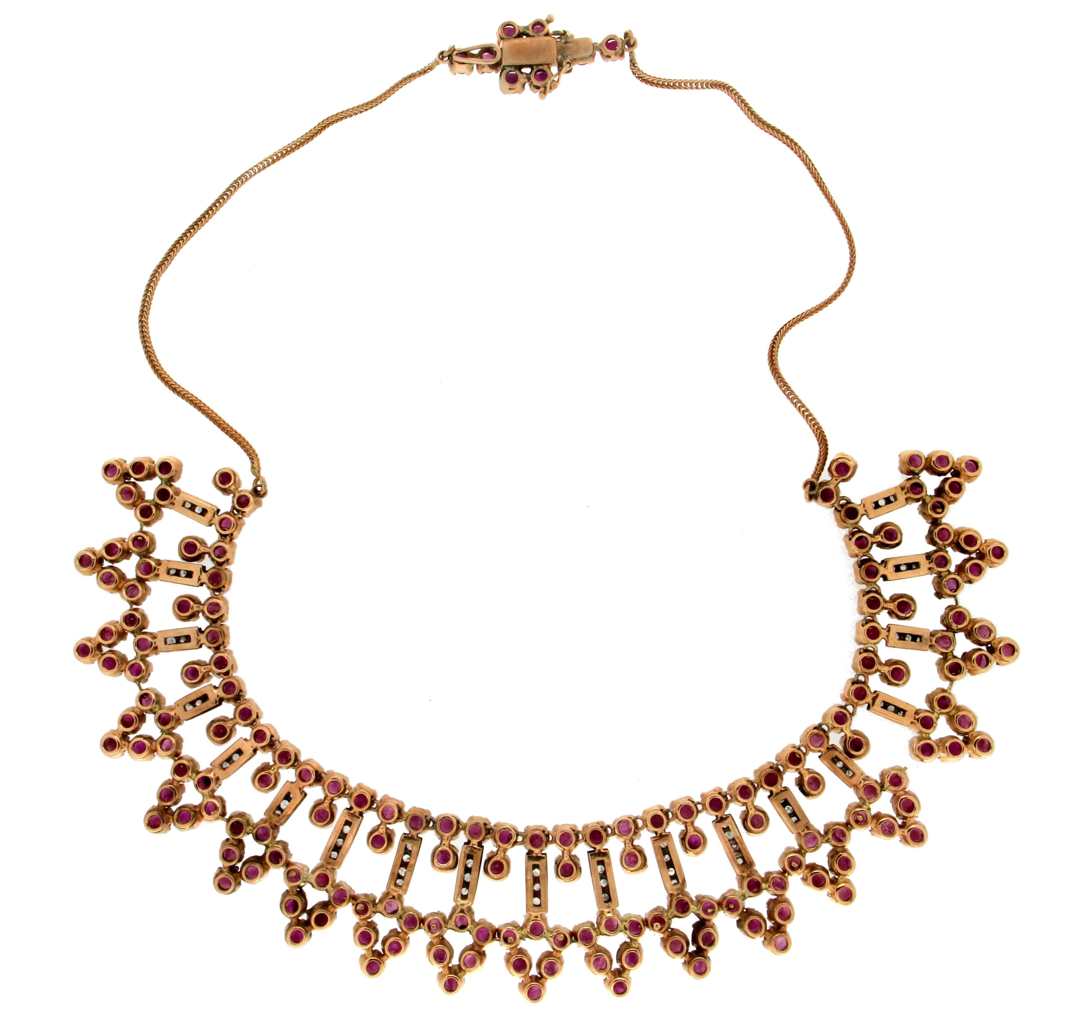 Artisan Handcraft Ruby 14 Karat Yellow Gold Diamonds Choker Necklace For Sale